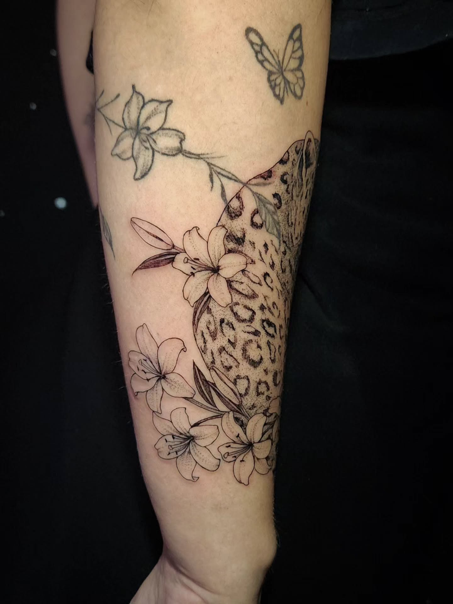 Tattoo by @dycotattoo — black_and_grey, realism