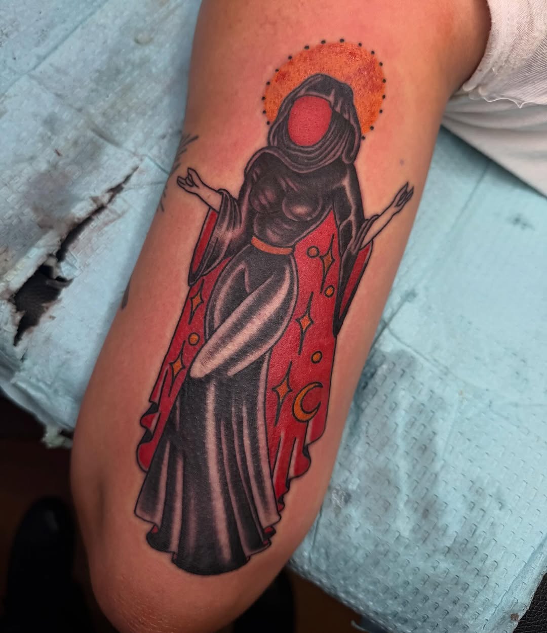 Tattoo by @staynasty_666 — neo_traditional, black_and_grey