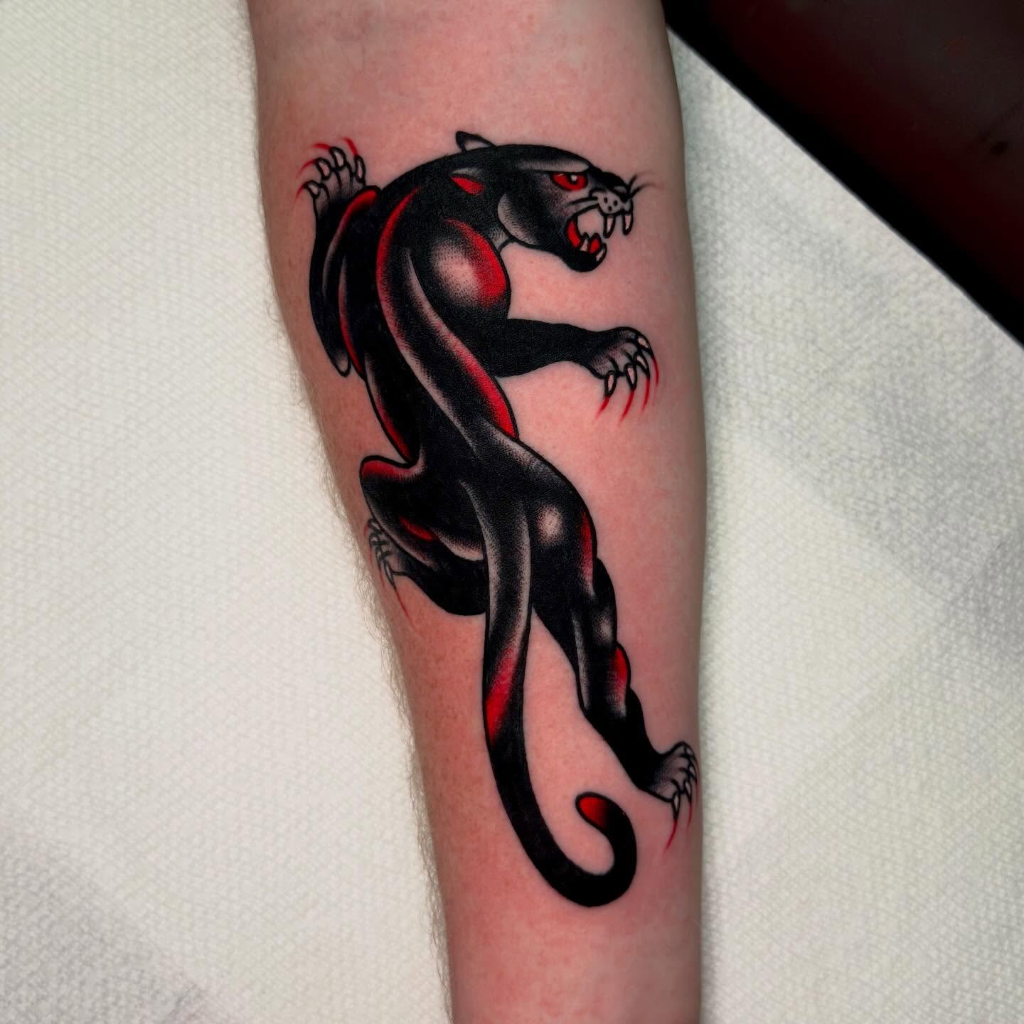 Tattoo by @tat2vandal โ american_traditional