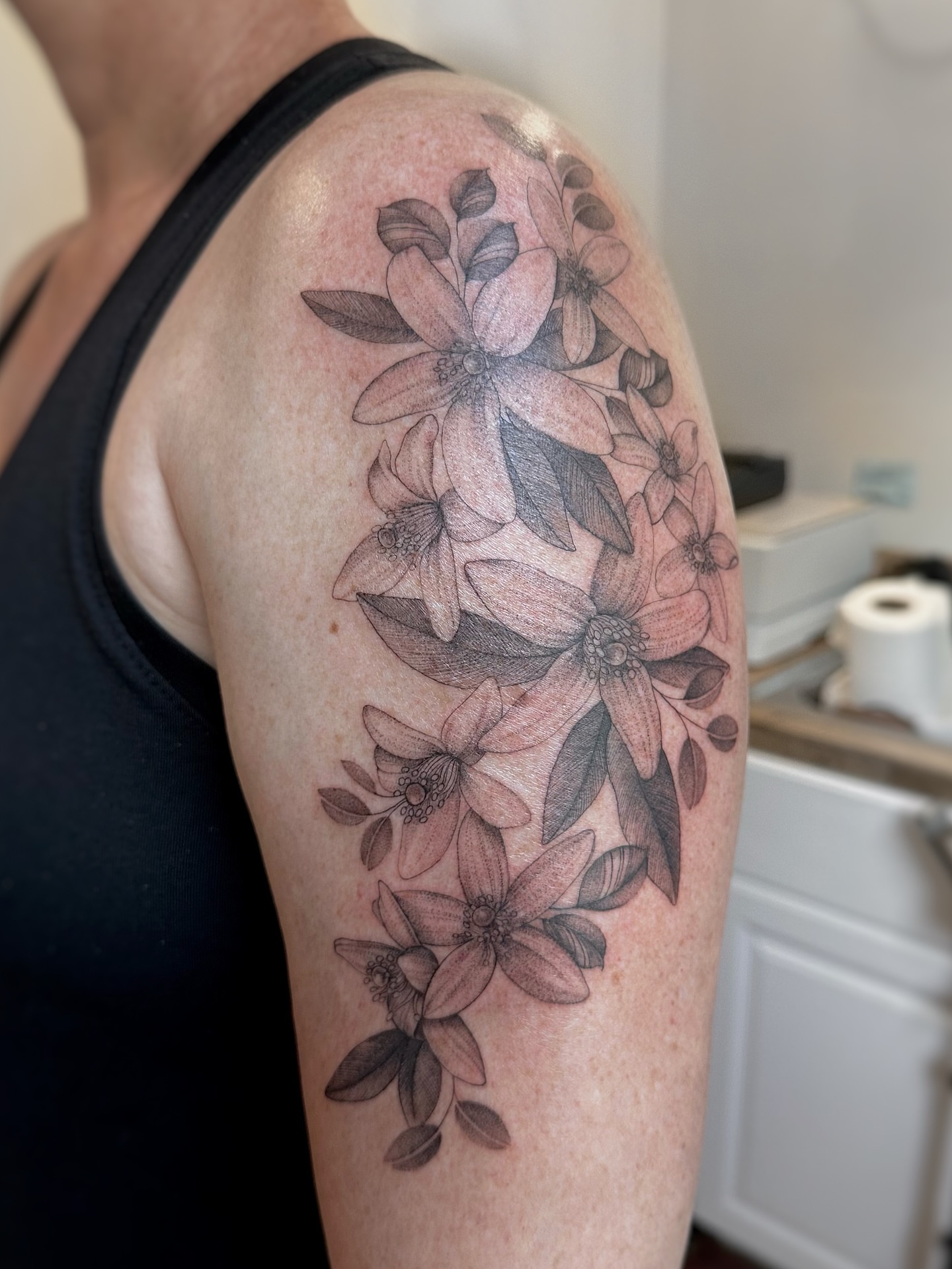 Tattoo by @art.byjaclyn — black_and_grey