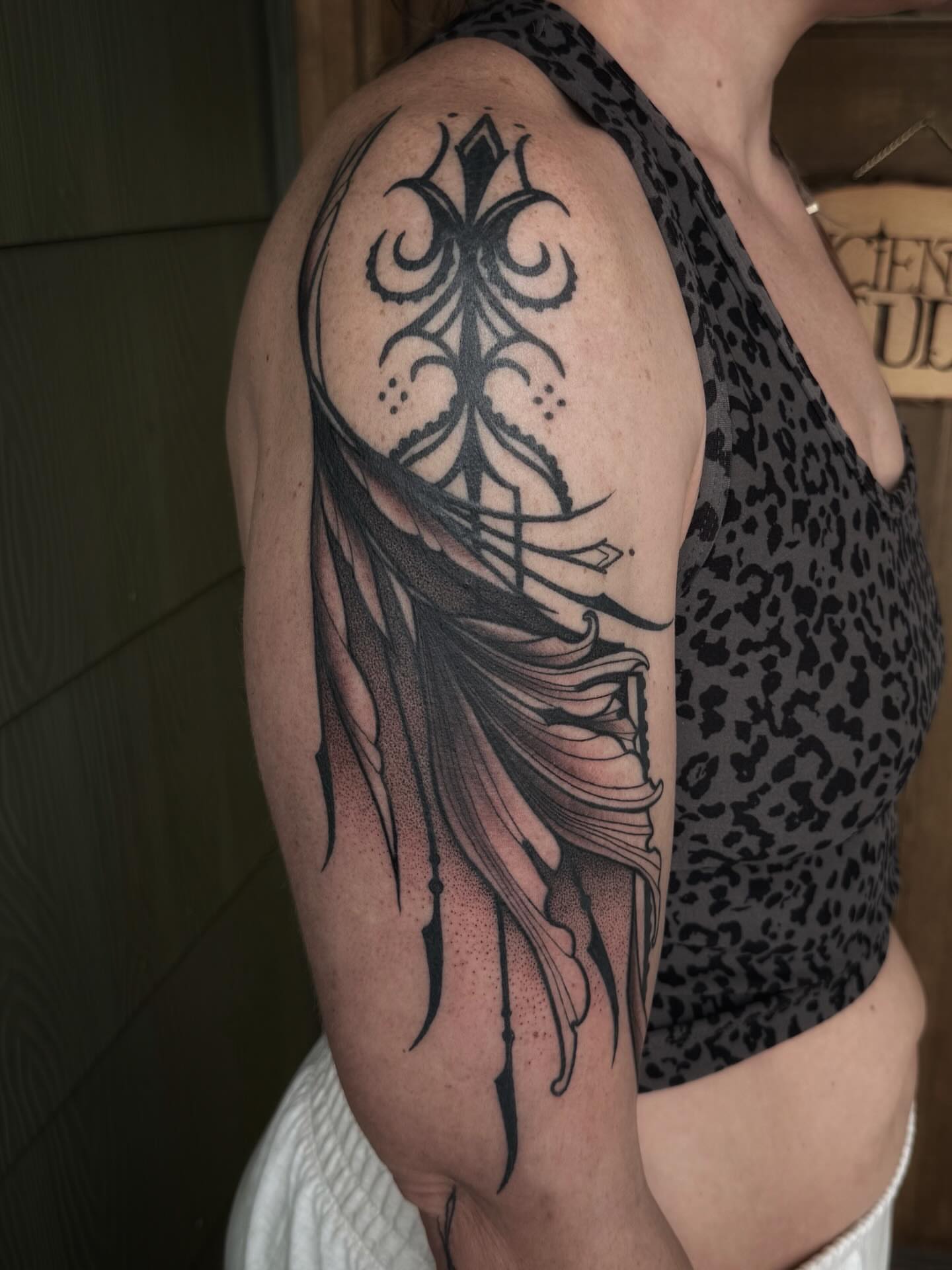 Tattoo by @sanctumsenunatattoo — tribal