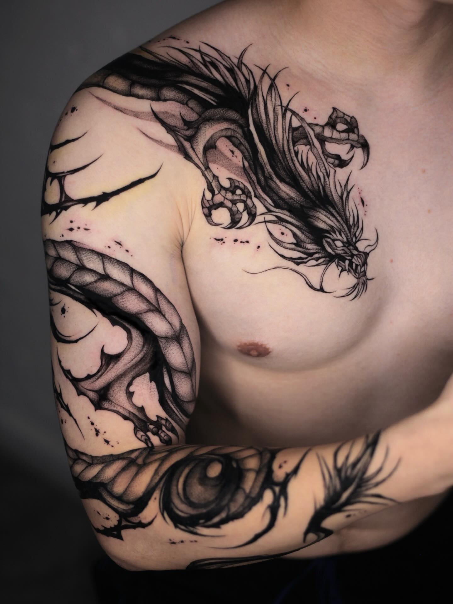 Dragon realism tattoo on the chest by Kimgang 김강