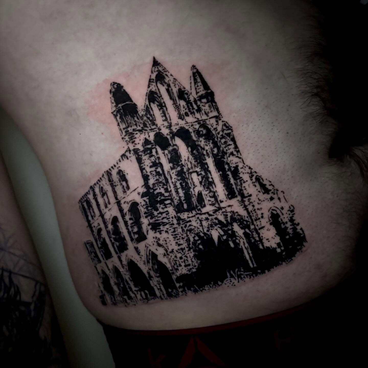 Tattoo by @unknownliquids — black_and_grey