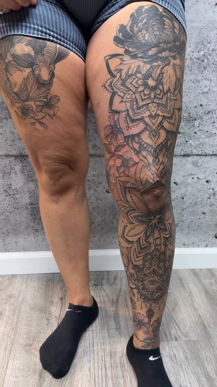 Full leg mandala geometric tattoo by Aura Noire