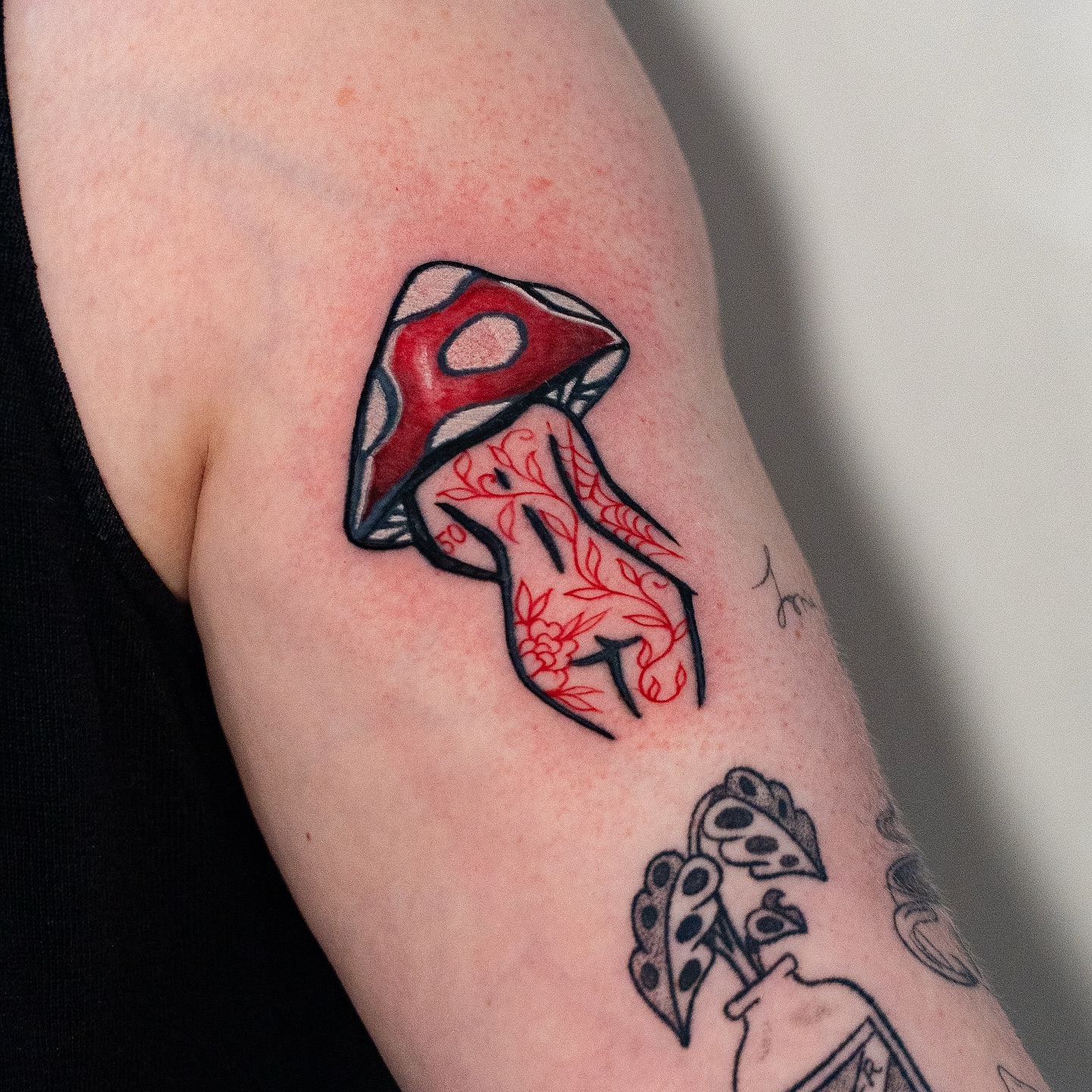 Mushroom neo-traditional tattoo on the forearm by Kalin, Seattle, Washington