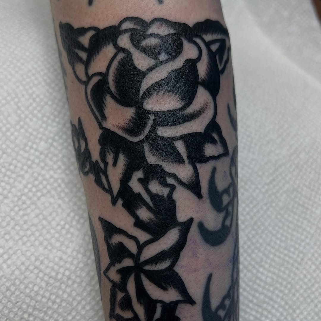 Tattoo by @mikeychestnuts — american_traditional