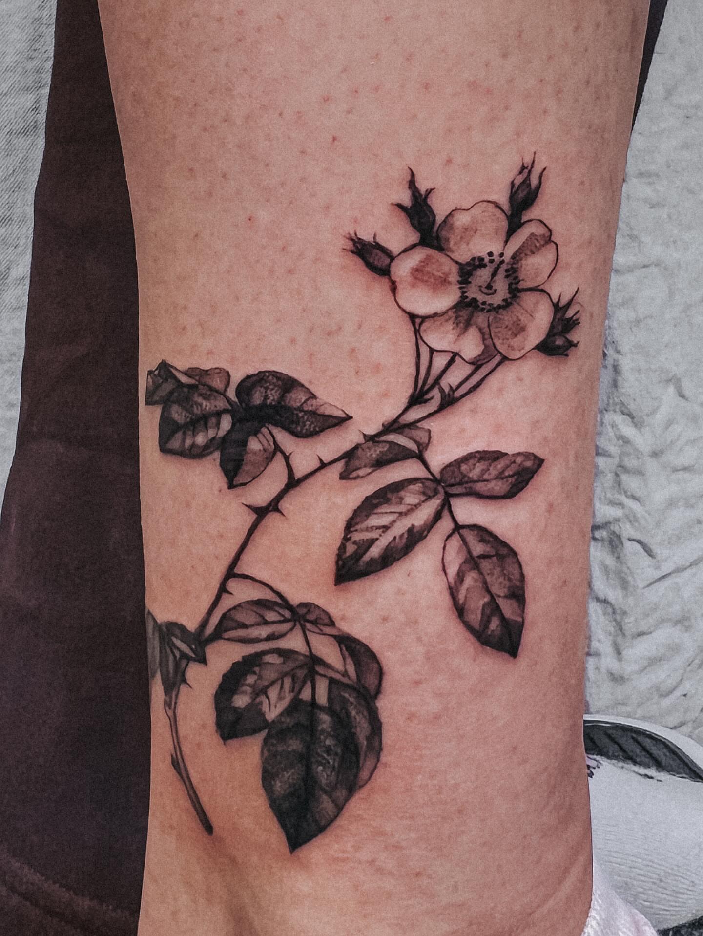 Tattoo by @lucy__yin — black_and_grey
