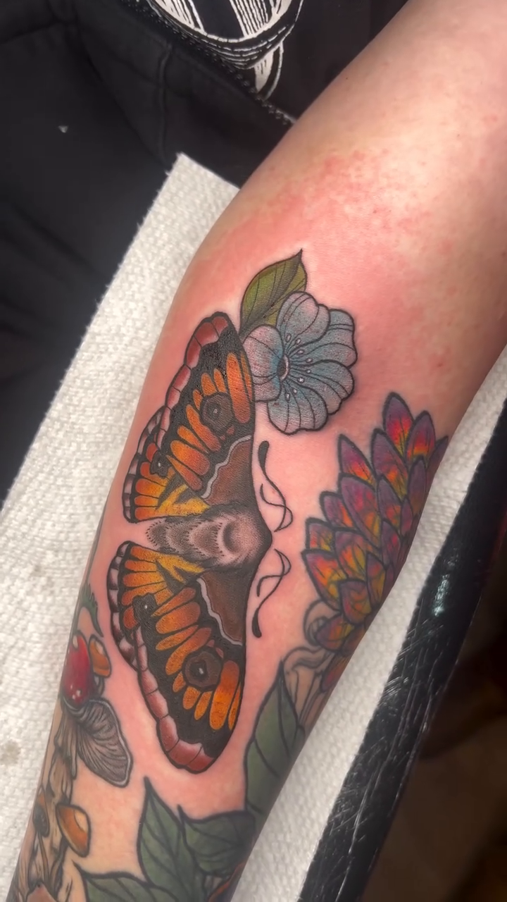 Tattoo by @tattoosbyliya — neo_traditional, realism