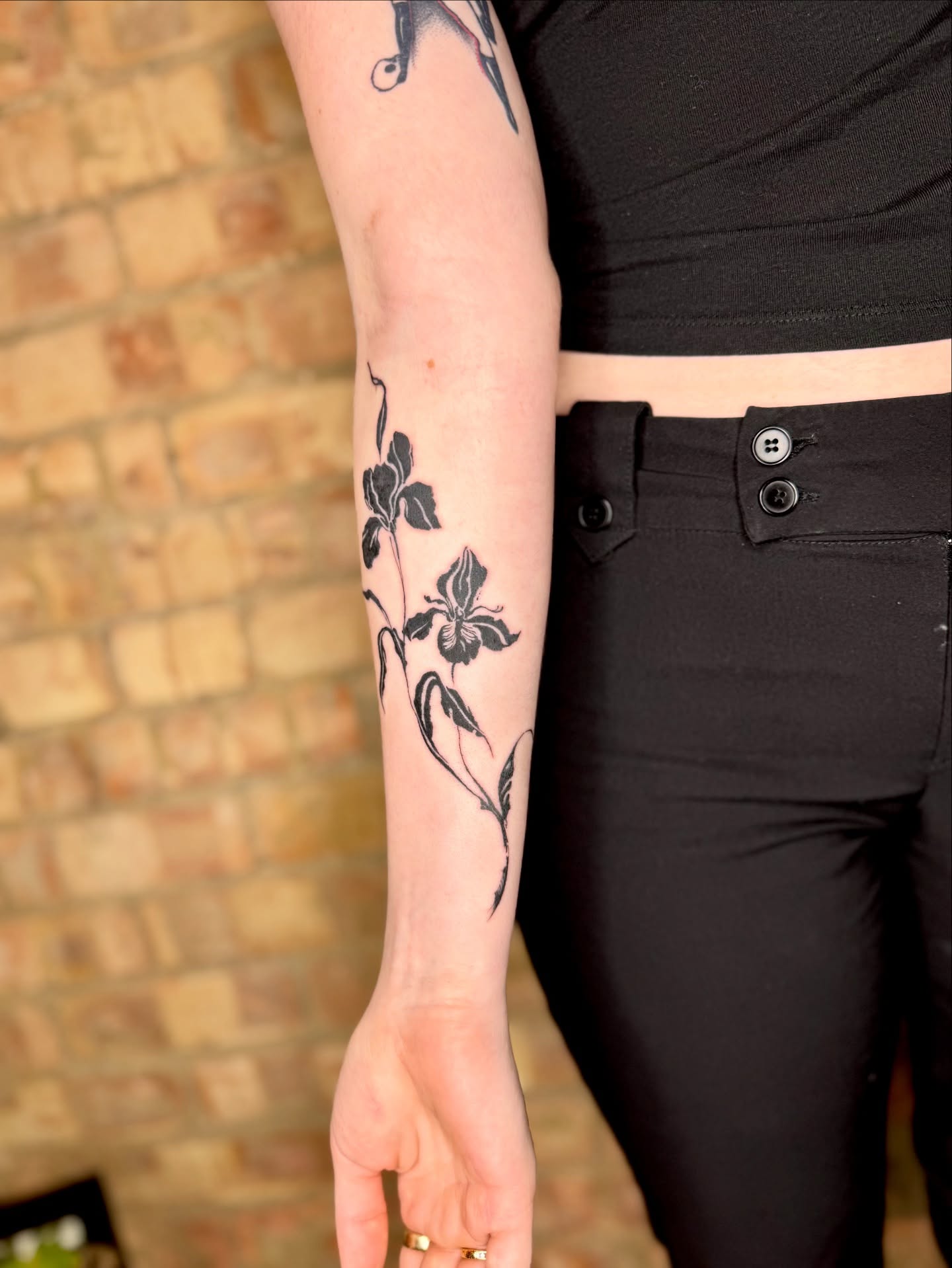 Tattoo by @passthesaltbitch β black_and_grey