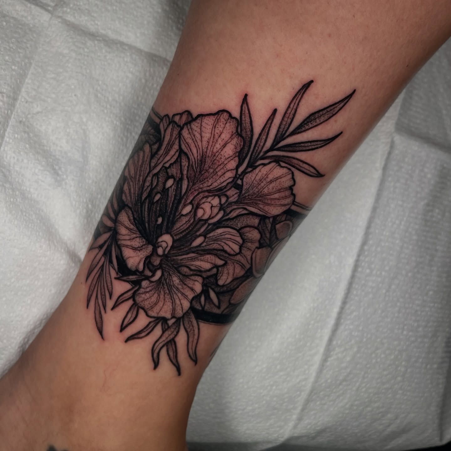 Tattoo by @carlygtattoos โ dotwork, black_and_grey