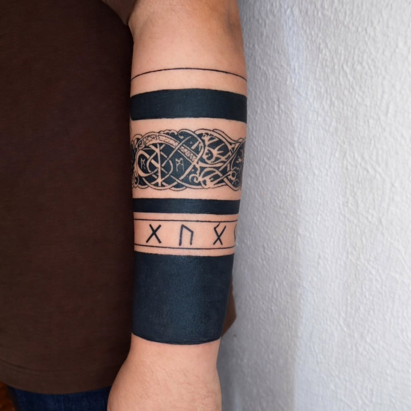 Tattoo by @martinatattoolanzarote β black_and_grey, ornamental