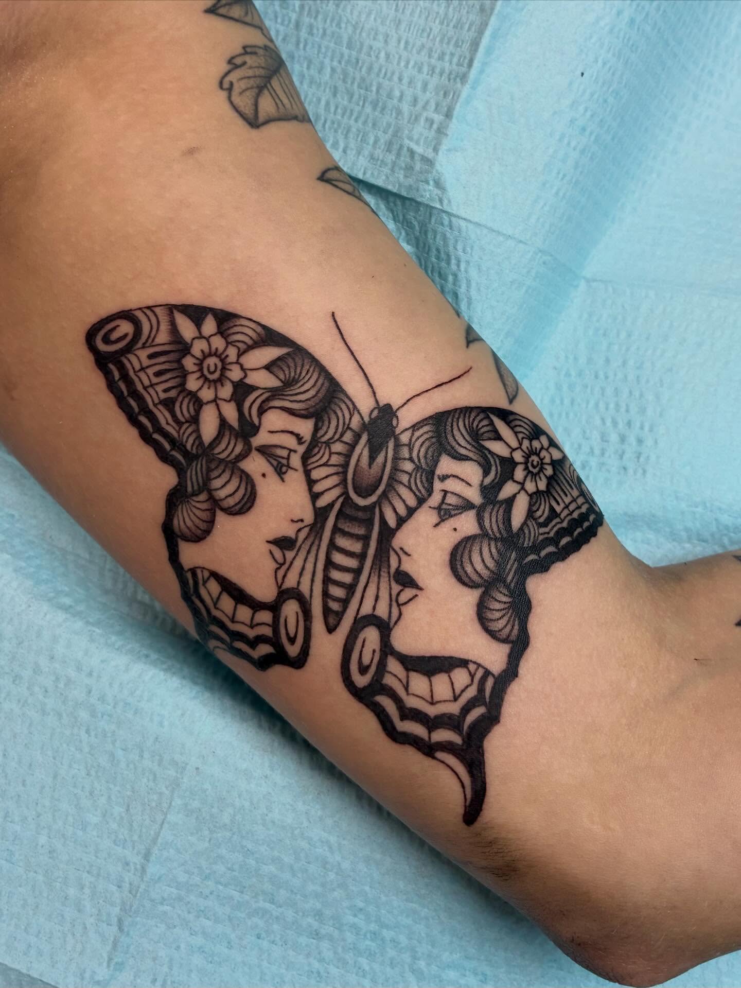 Tattoo by @tennessee_tuck — black_and_grey