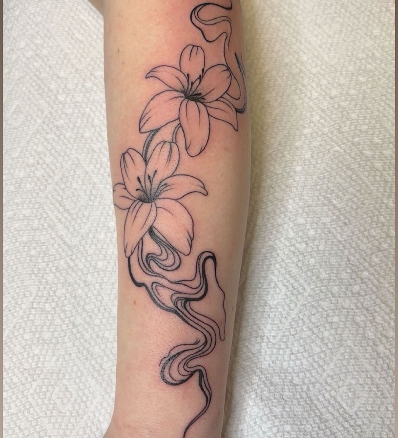 Tattoo by @mollydixontattoos — black_and_grey