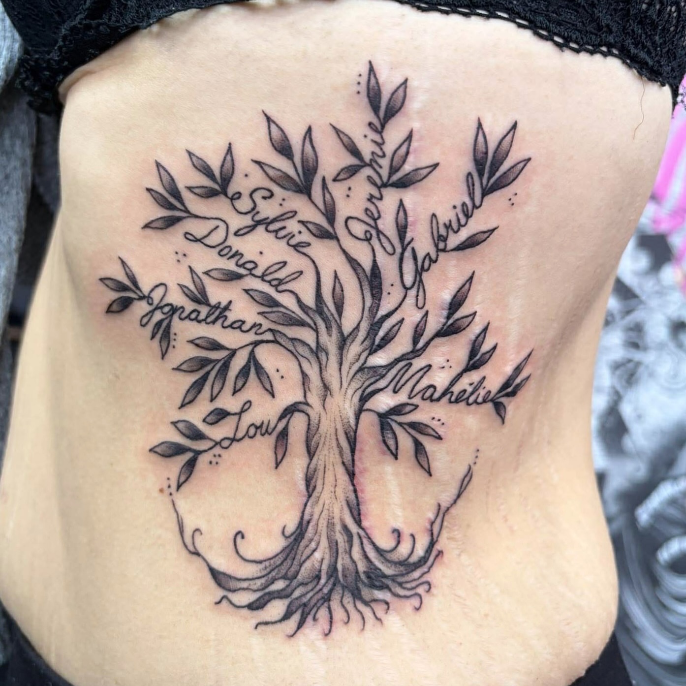 Tattoo by @mylenemassacre — black_and_grey