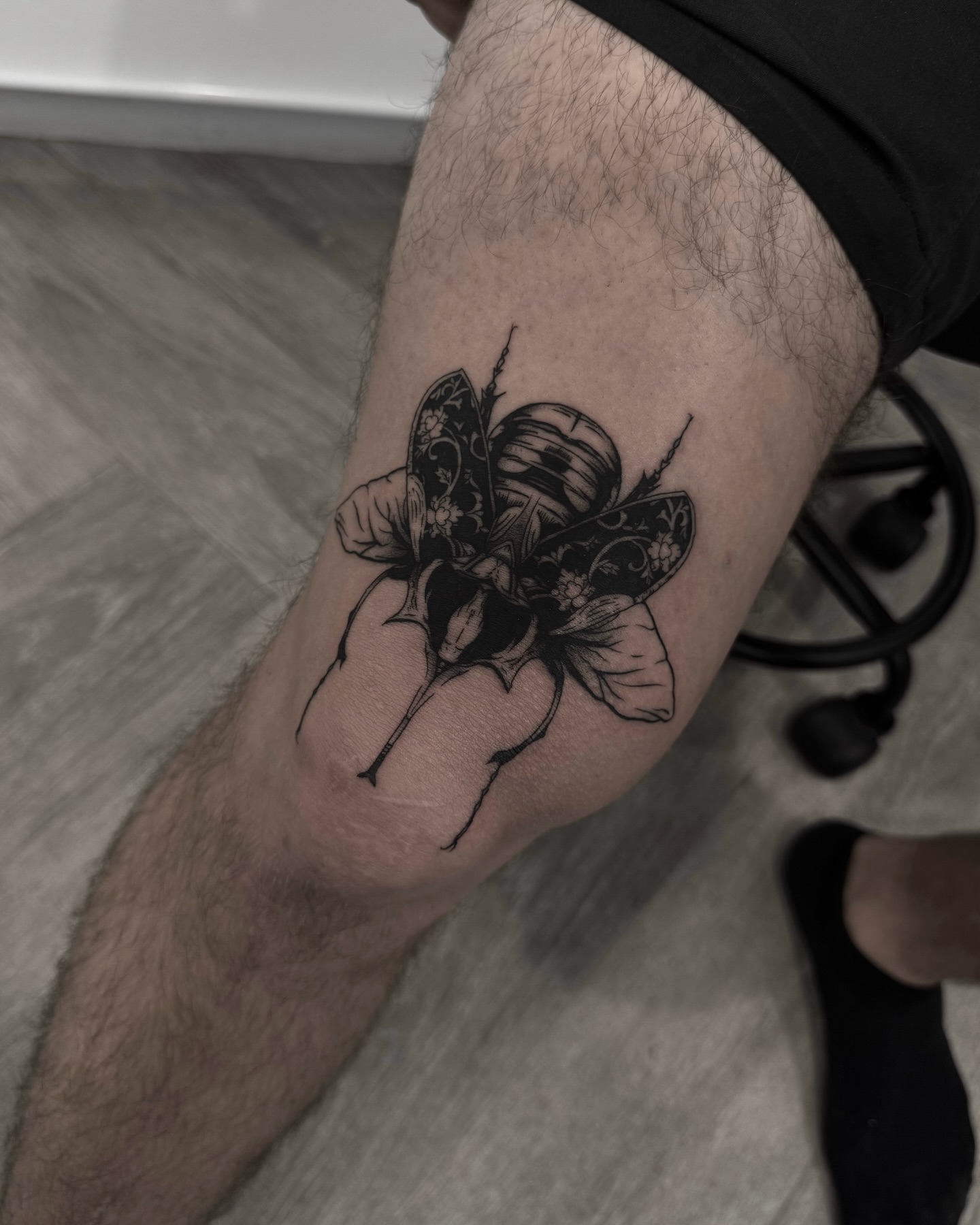 Insect black and grey tattoo on the forearm by Blackwork Vamos