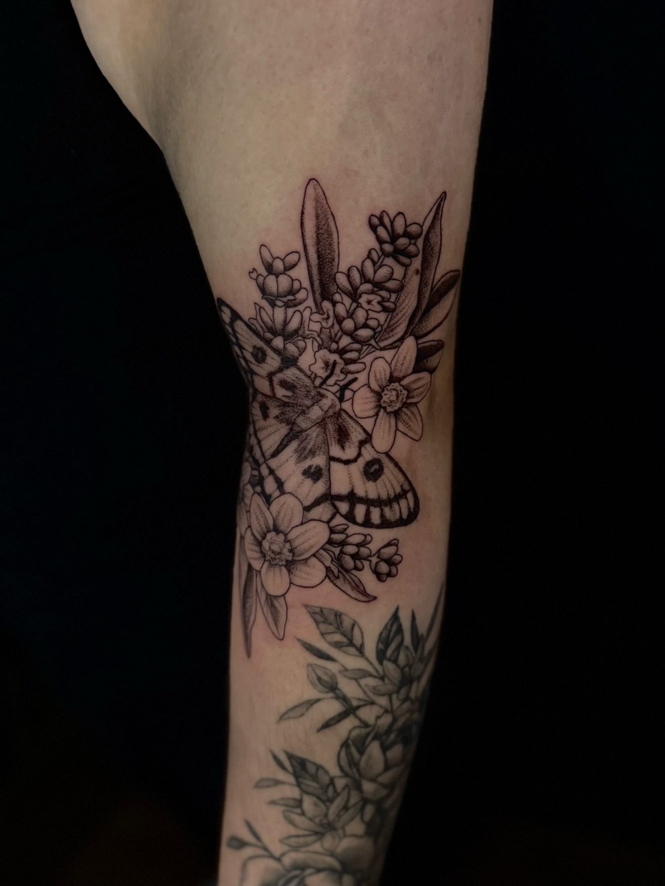 Tattoo by @alyssafazzino — black_and_grey