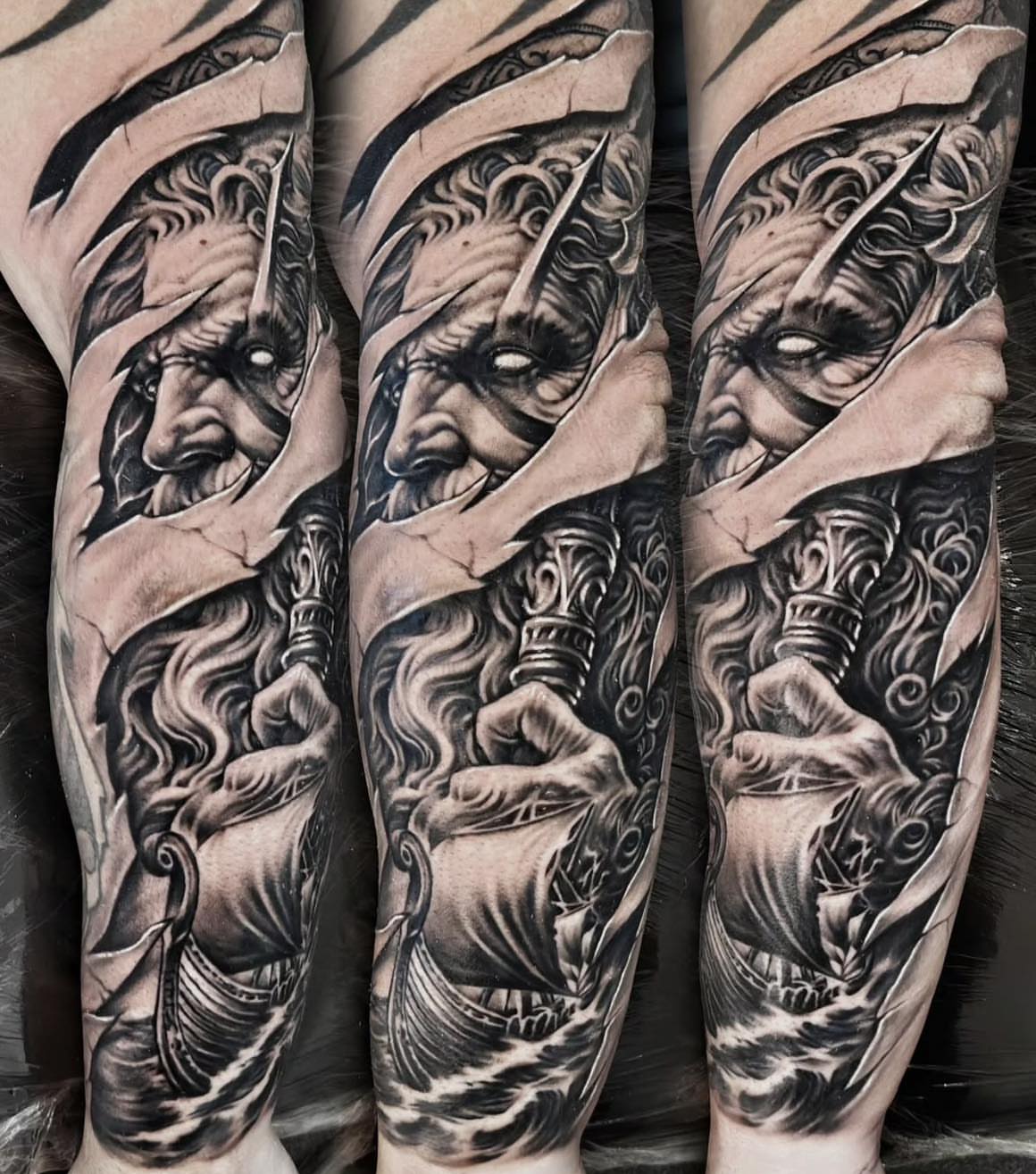 Tattoo by @juliabodyart — black_and_grey, realism