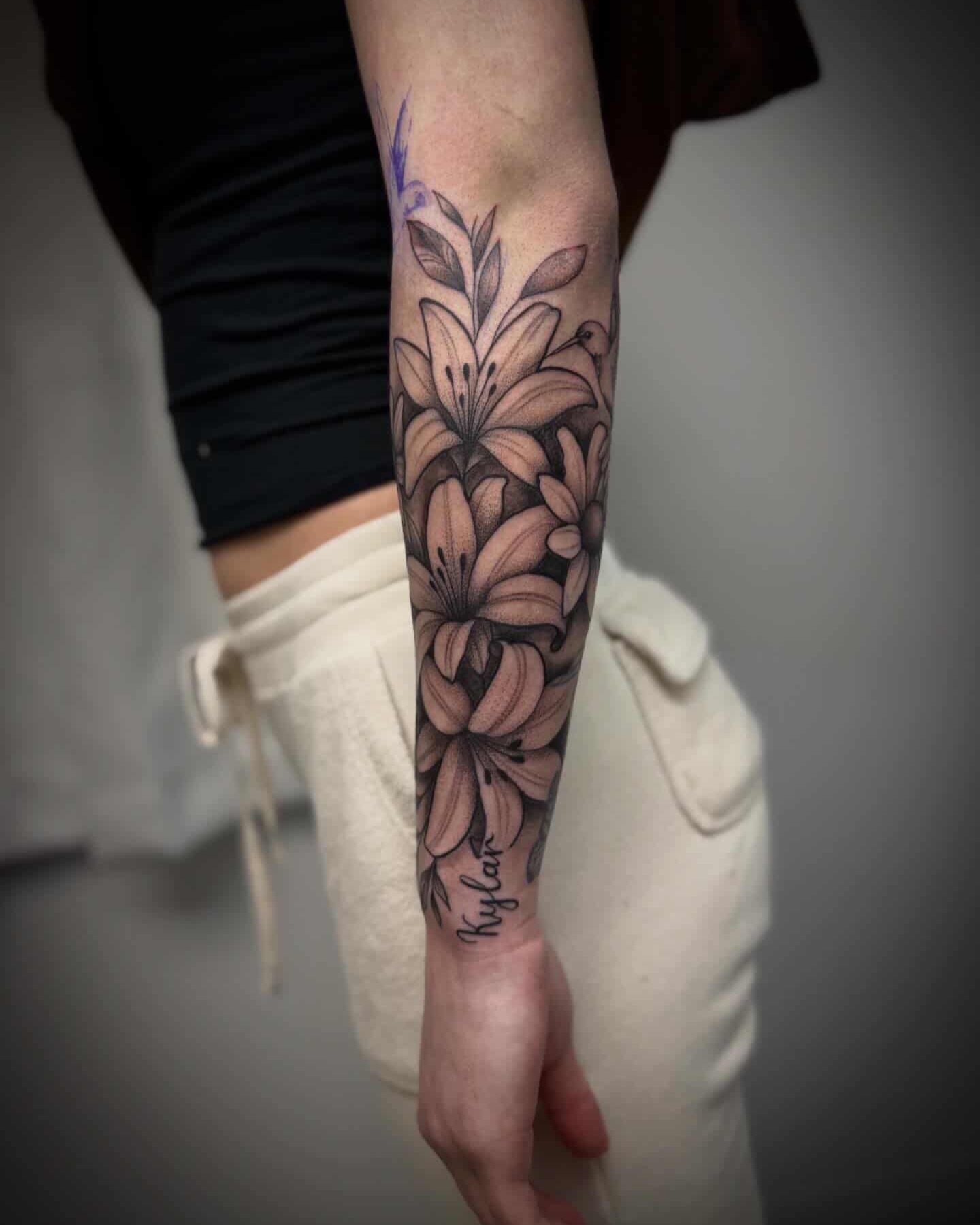 Tattoo by @llanotattooart — black_and_grey