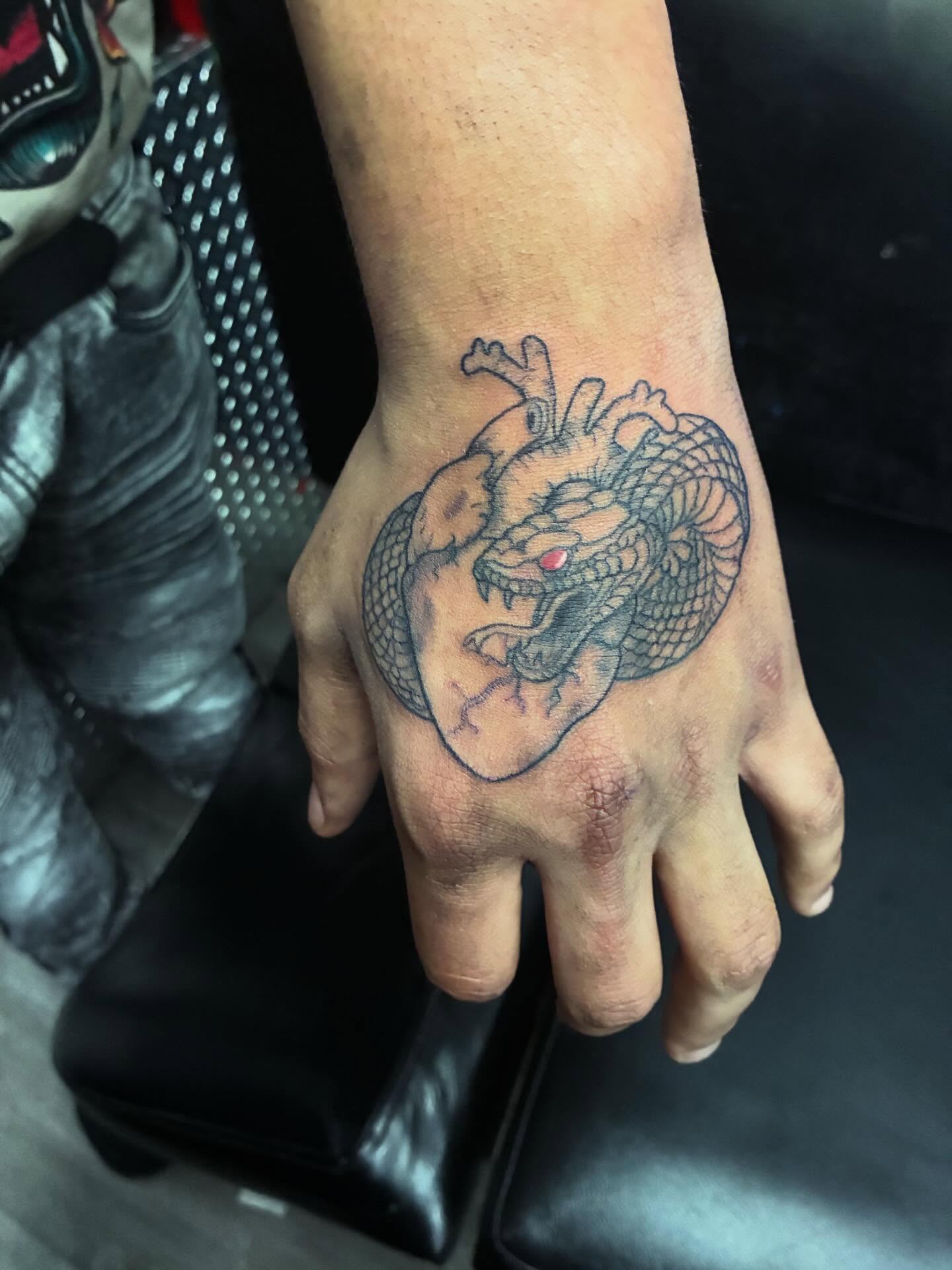 Dragon japanese irezumi tattoo on the hand by Trae