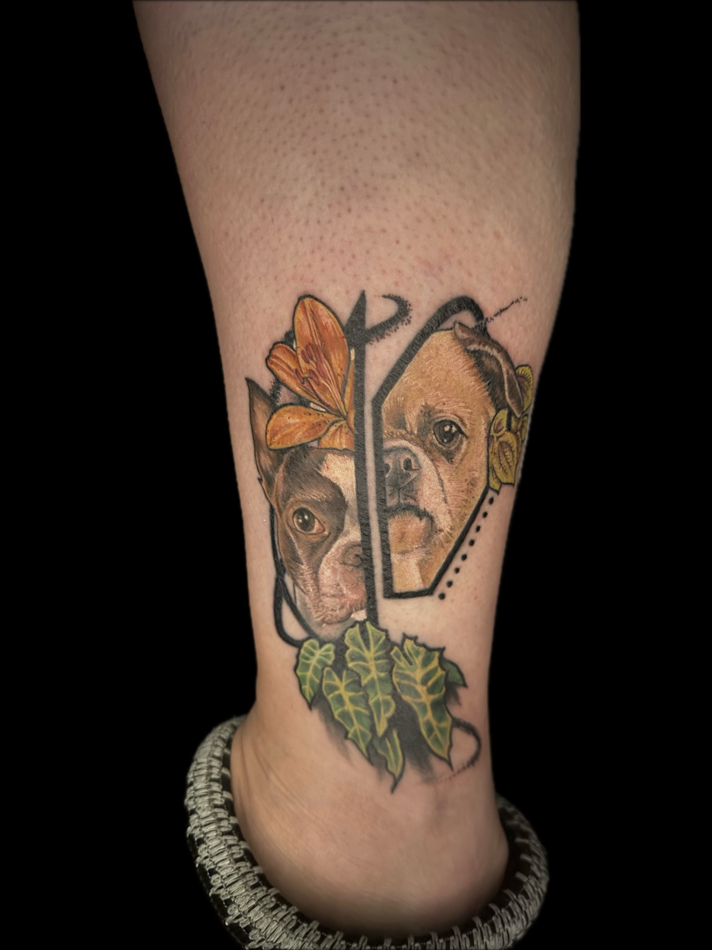 Tattoo by @kelciekoolaid โ realism, geometric