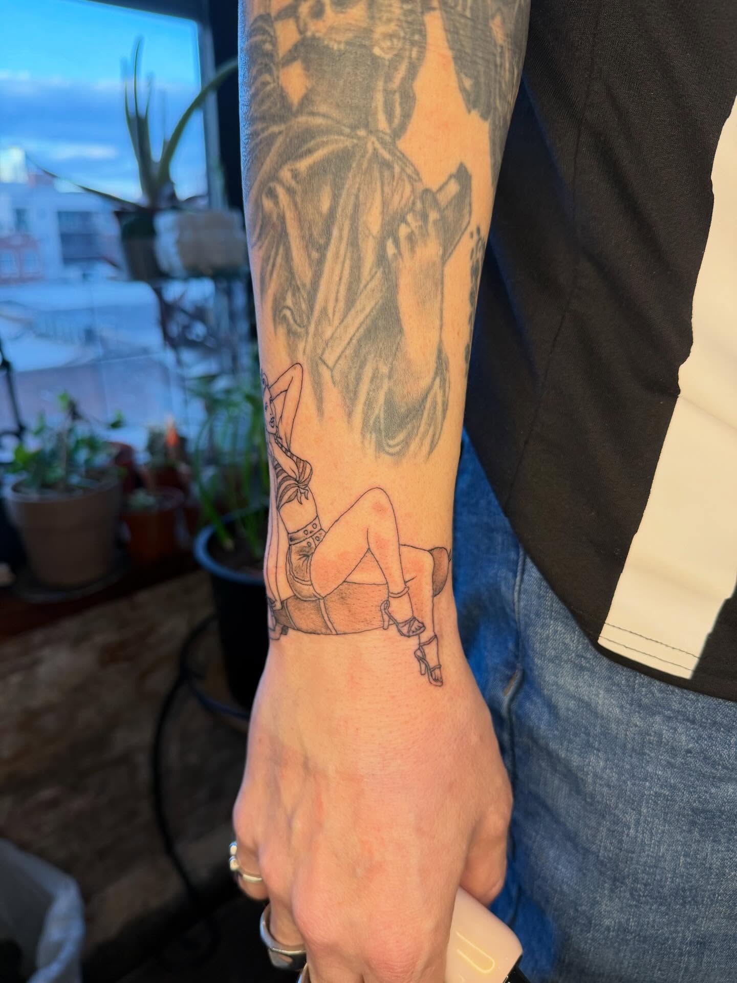 Tattoo by @nanumike_tats — black_and_grey