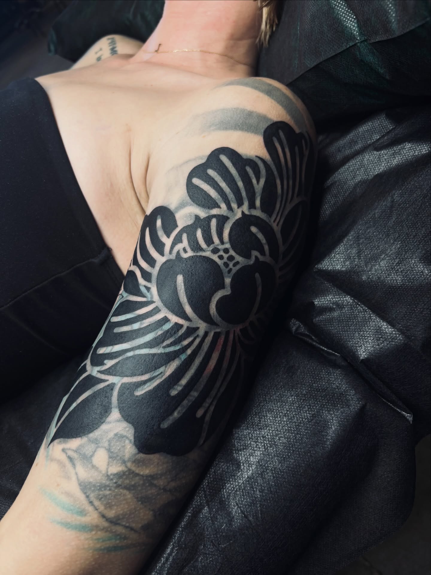 Tattoo by @kolbialexis — black_and_grey