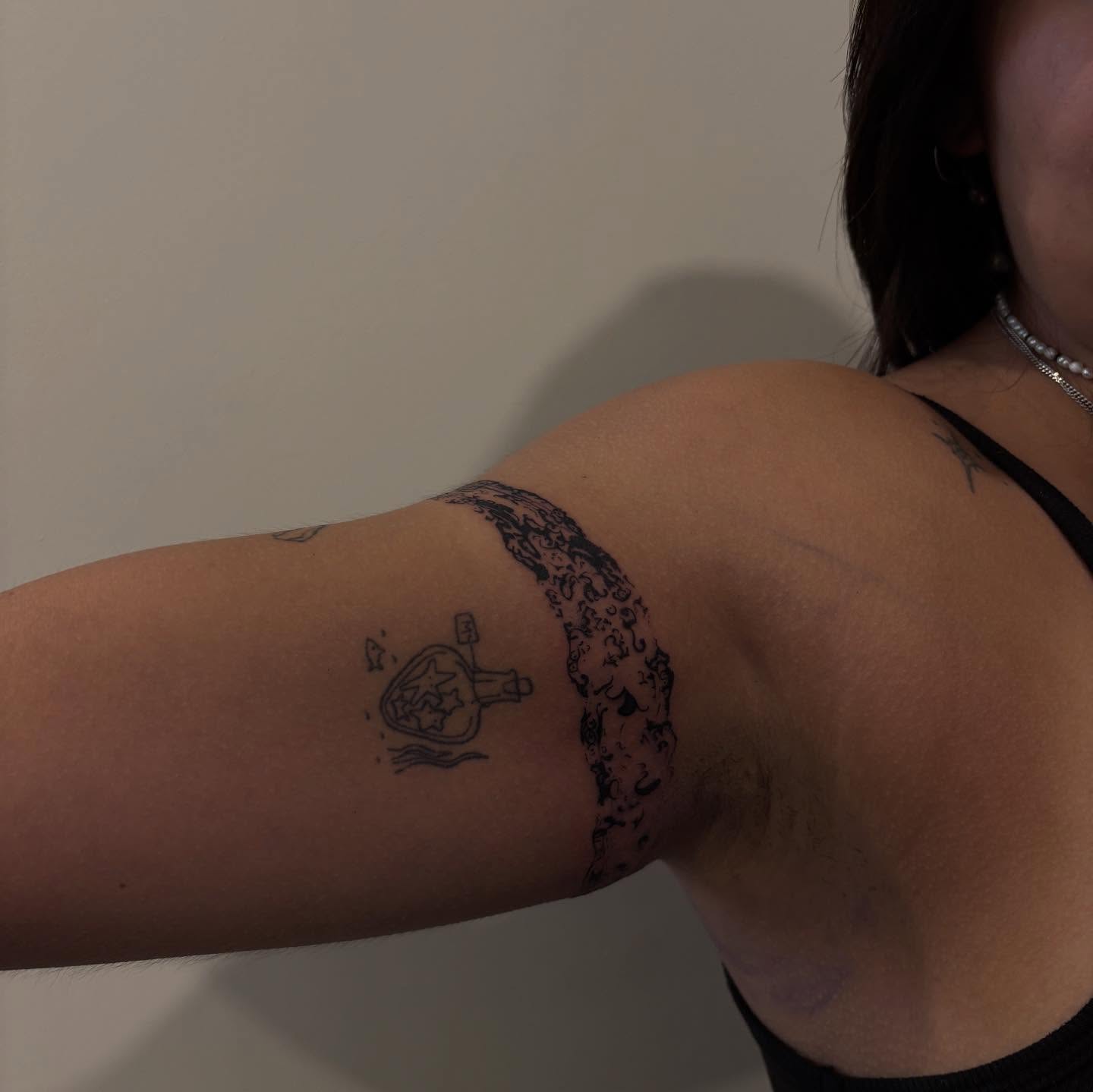 Tattoo by @erinhasagun β black_and_grey