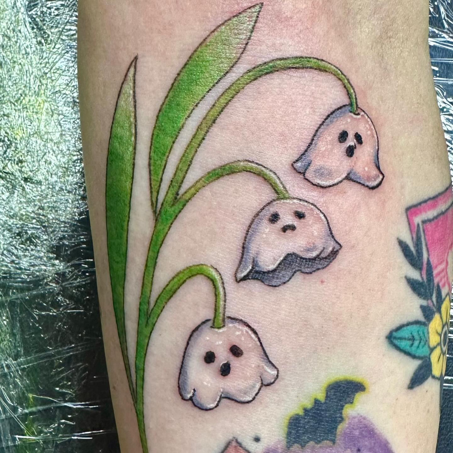 Tattoo by @chrisgraytattoos — dotwork