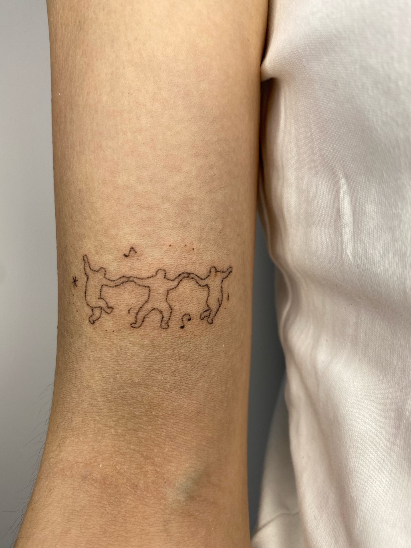 Tattoo by @pokyopokyo — minimalist