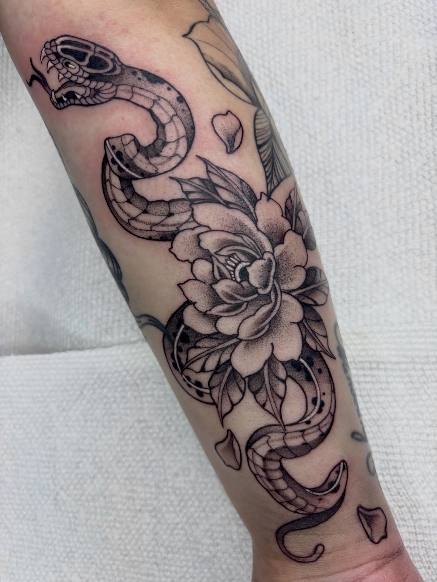 Tattoo by @valeriemourningstar — black_and_grey, realism