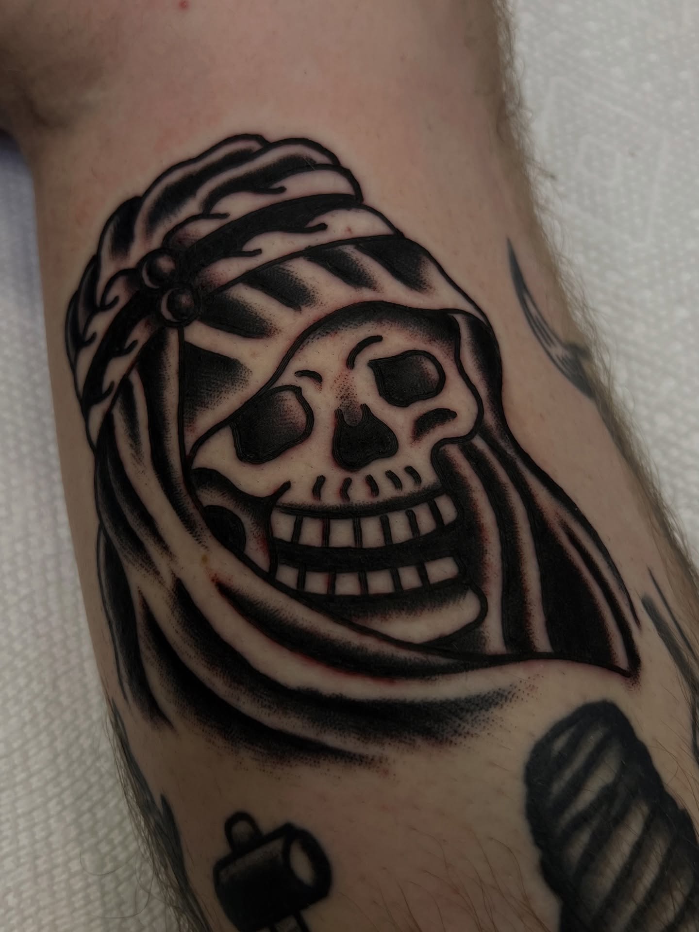 Tattoo by @alvatattoo_ — black_and_grey