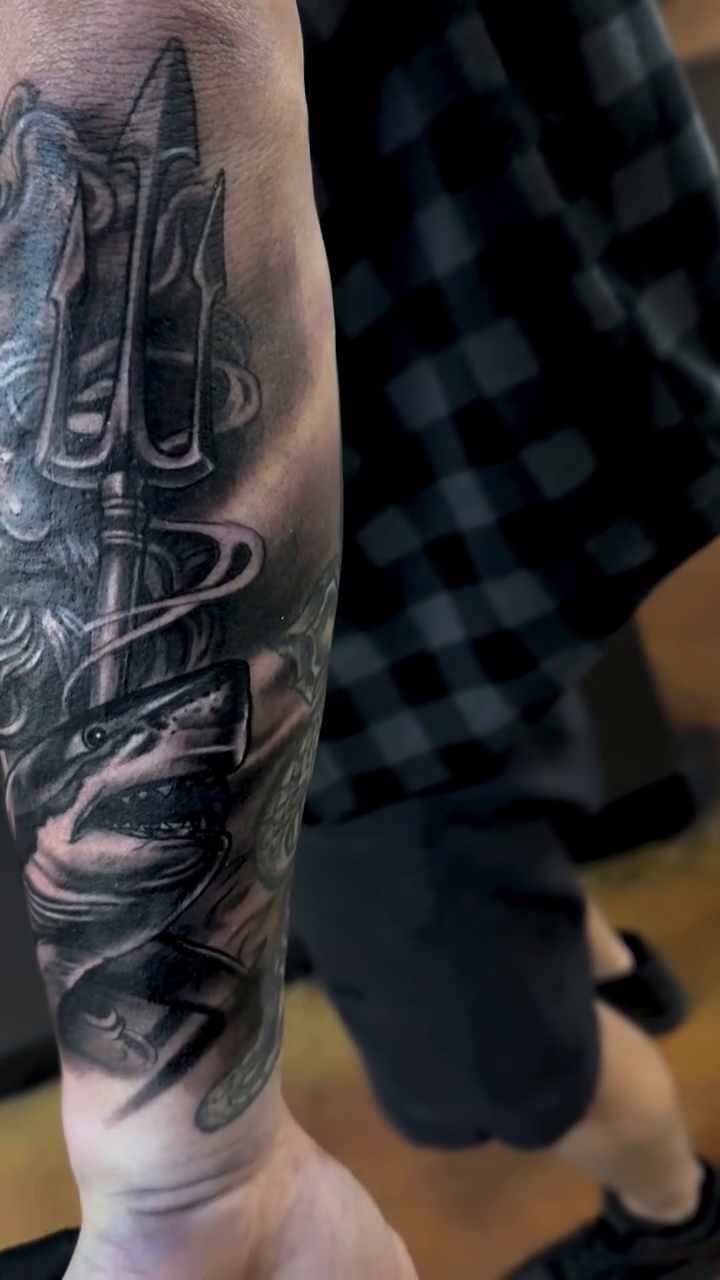 Tattoo by @daveisoldbutstillkicknit — realism, black_and_grey