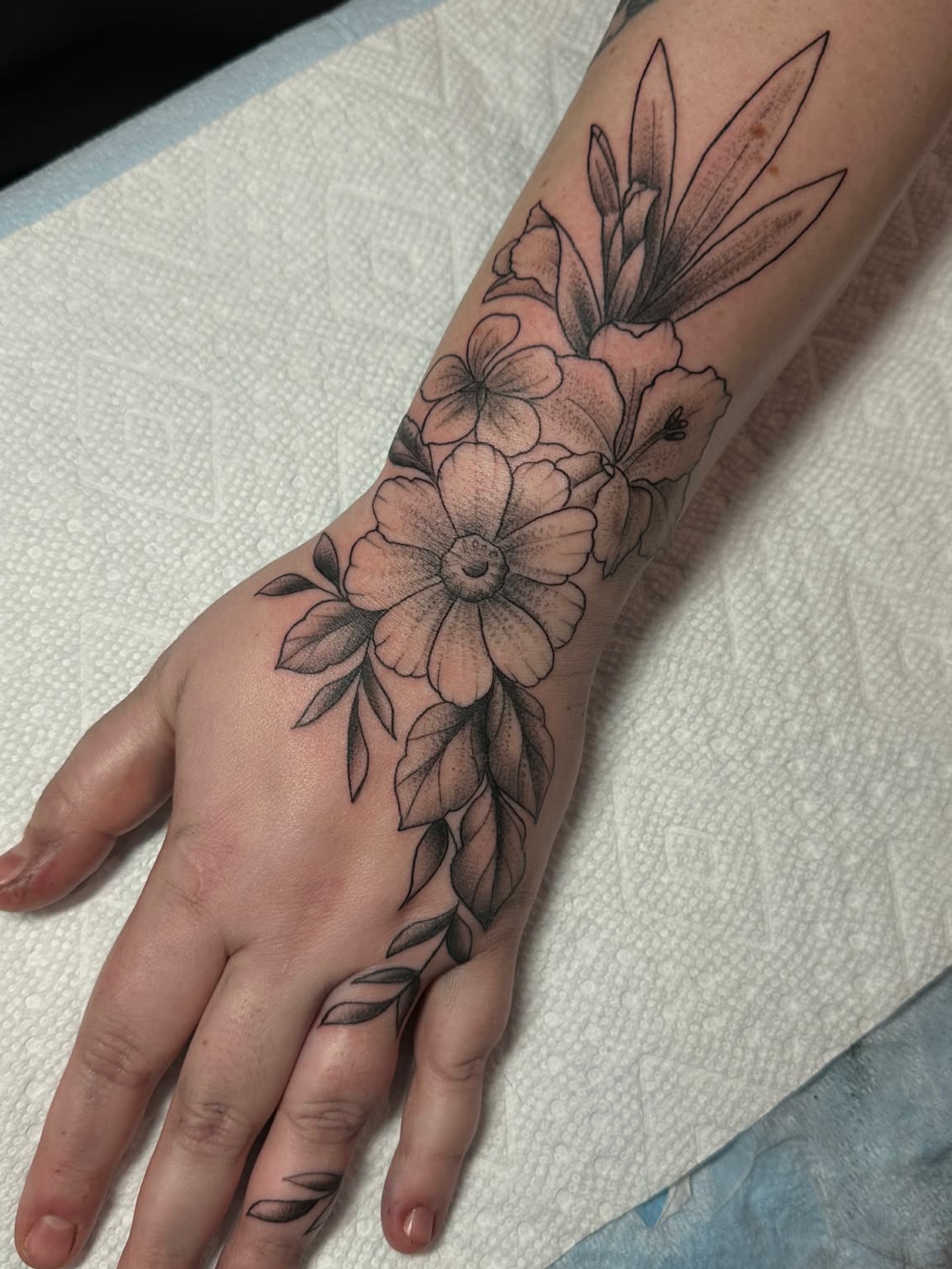 Tattoo by @mallorytattoos — black_and_grey