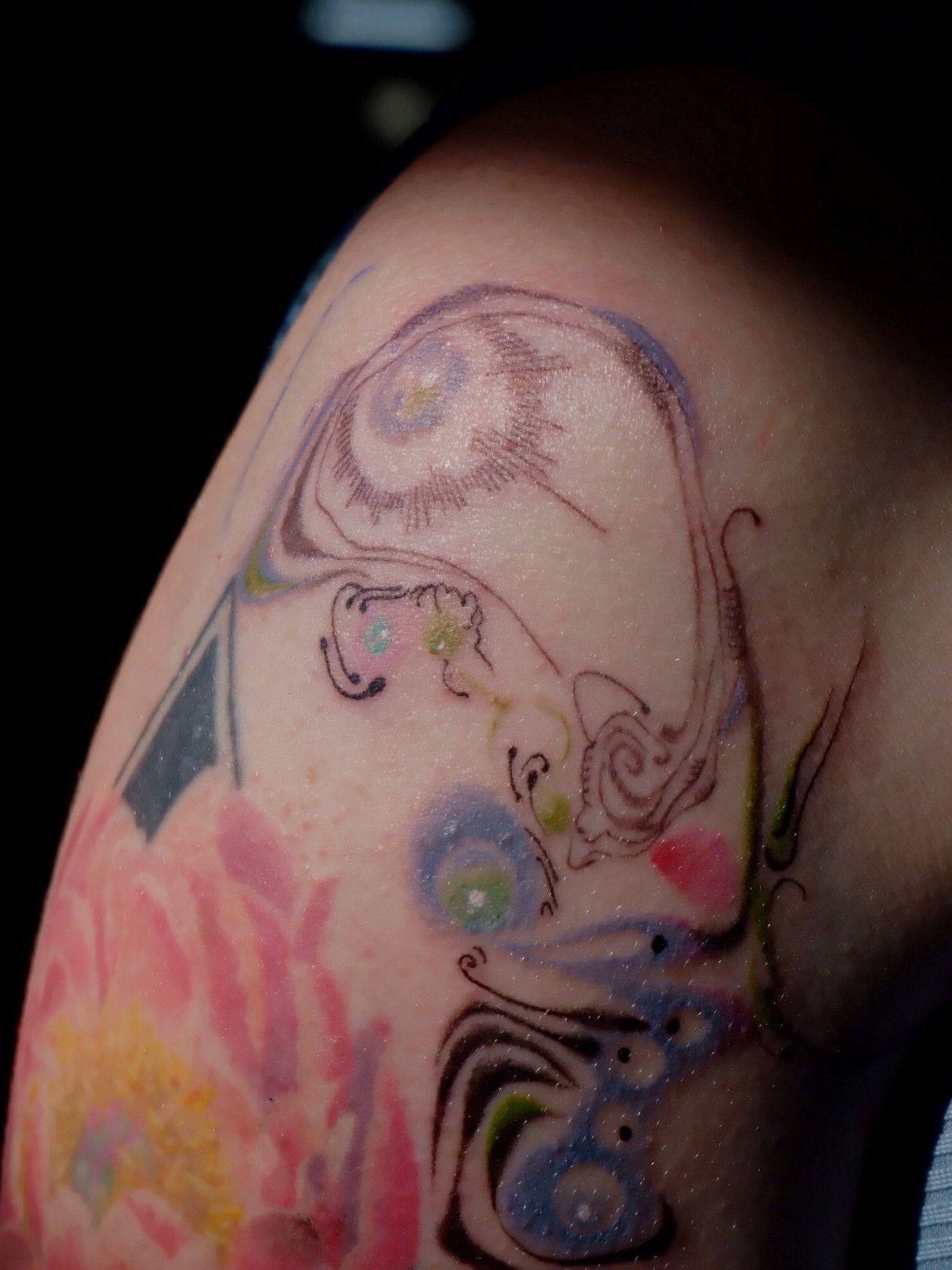 Tattoo by @the_tru_jerrry β dotwork