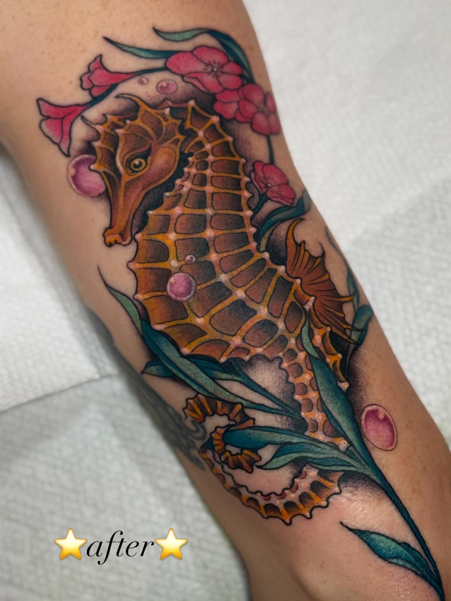 Seahorse American traditional tattoo on the forearm by Espinal