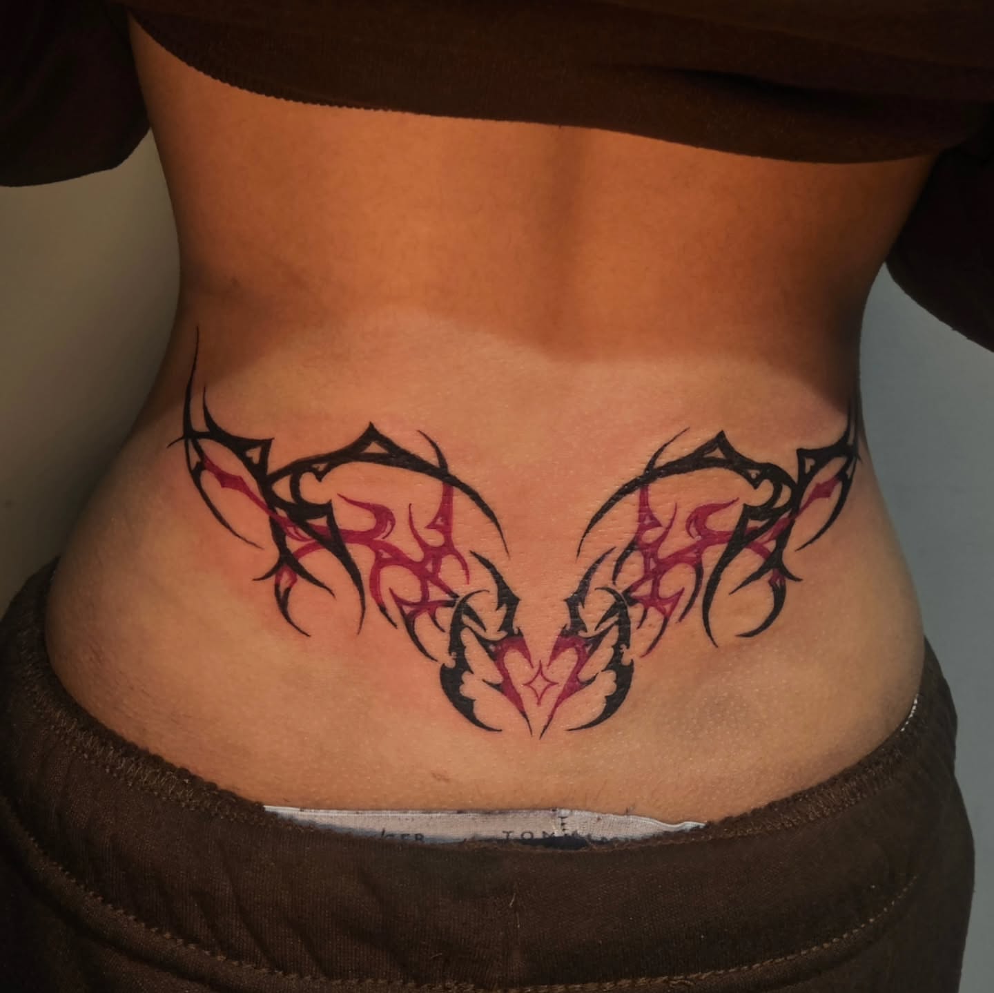 Tattoo by @prettybutpoisonink — tribal