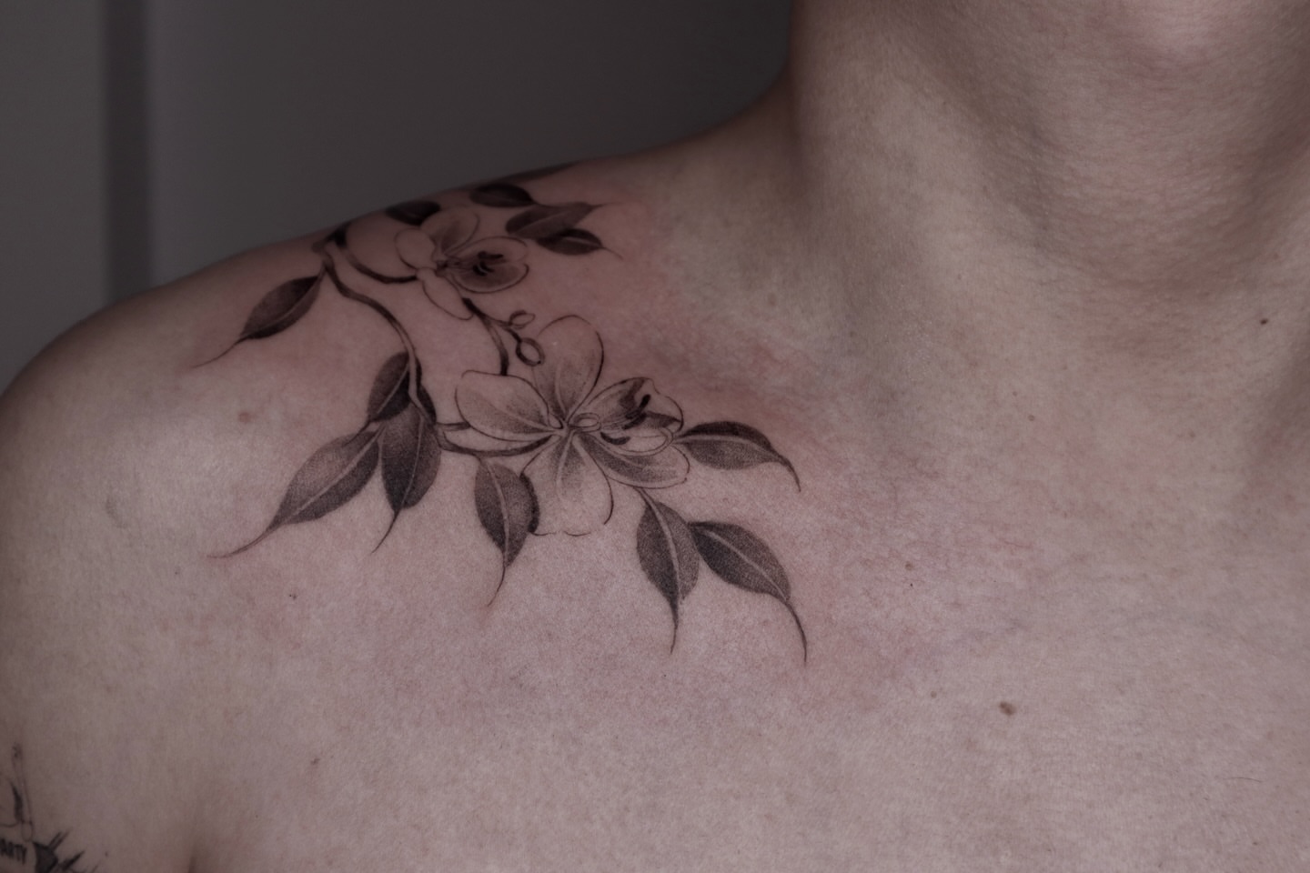 Tattoo by @maid.of.flowers — black_and_grey