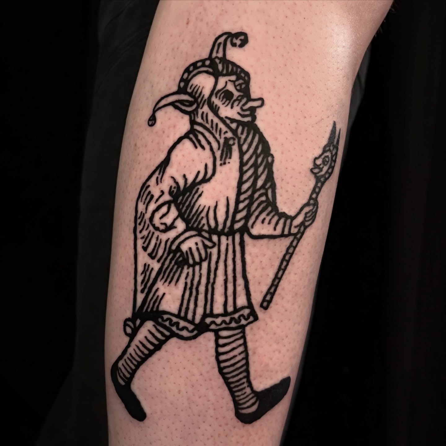 Tattoo by @hexcellenta — black_and_grey