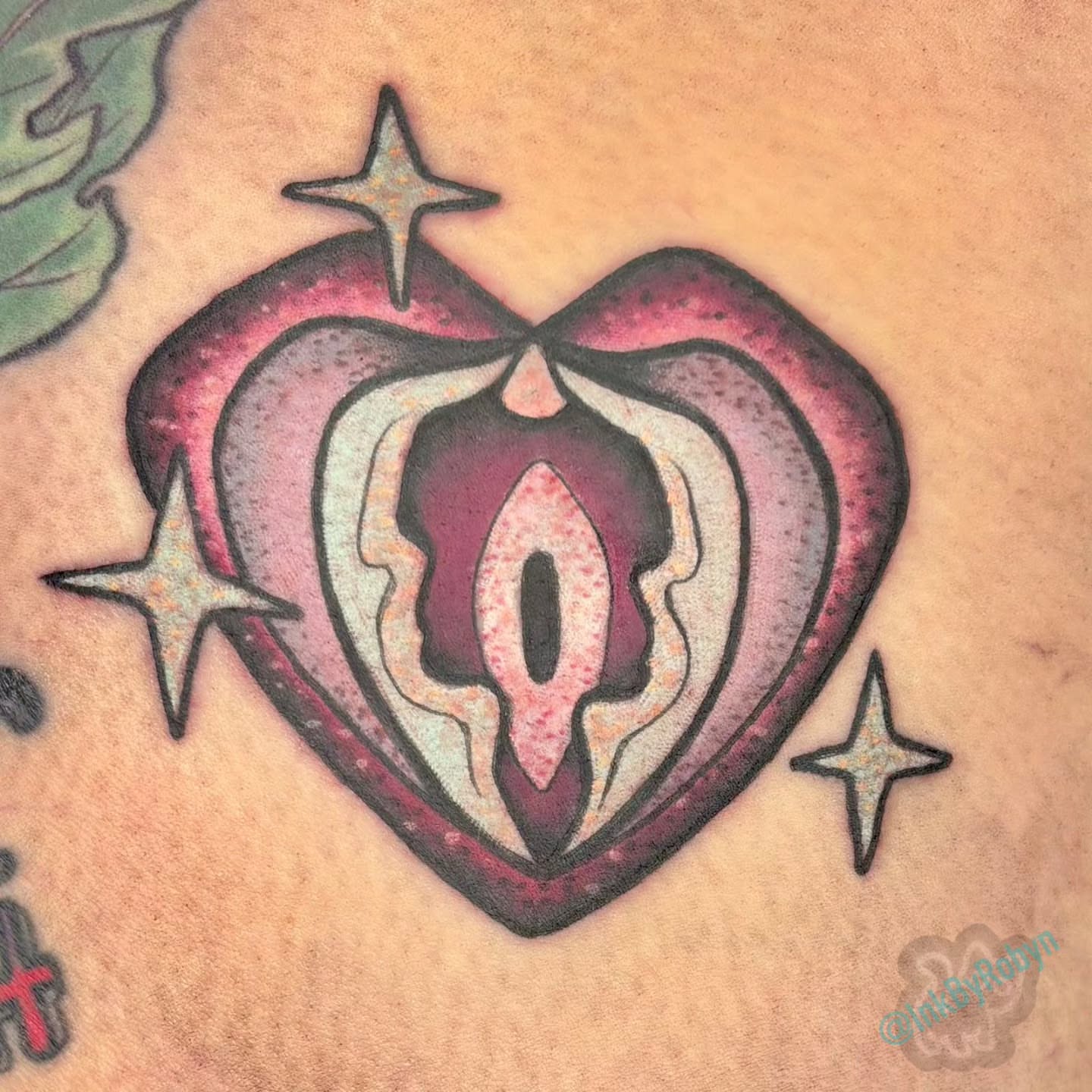 Tattoo by @inkbyrobyn — american_traditional