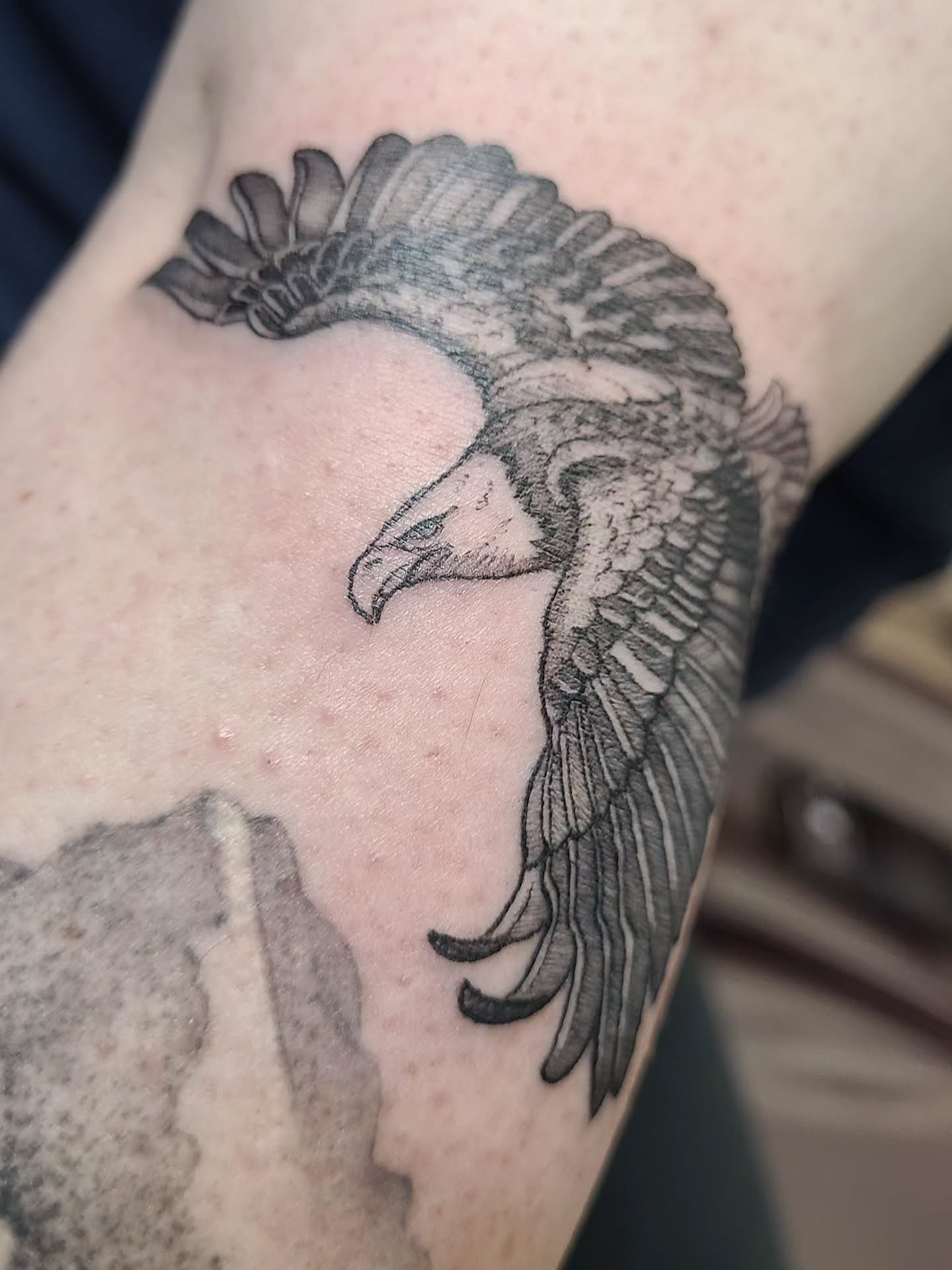 Tattoo by @shannongatesart — black_and_grey