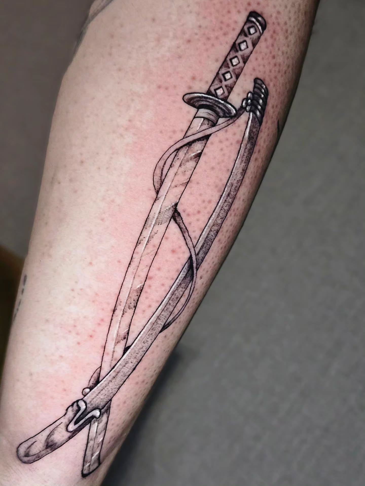 Tattoo by @chicom4l — black_and_grey
