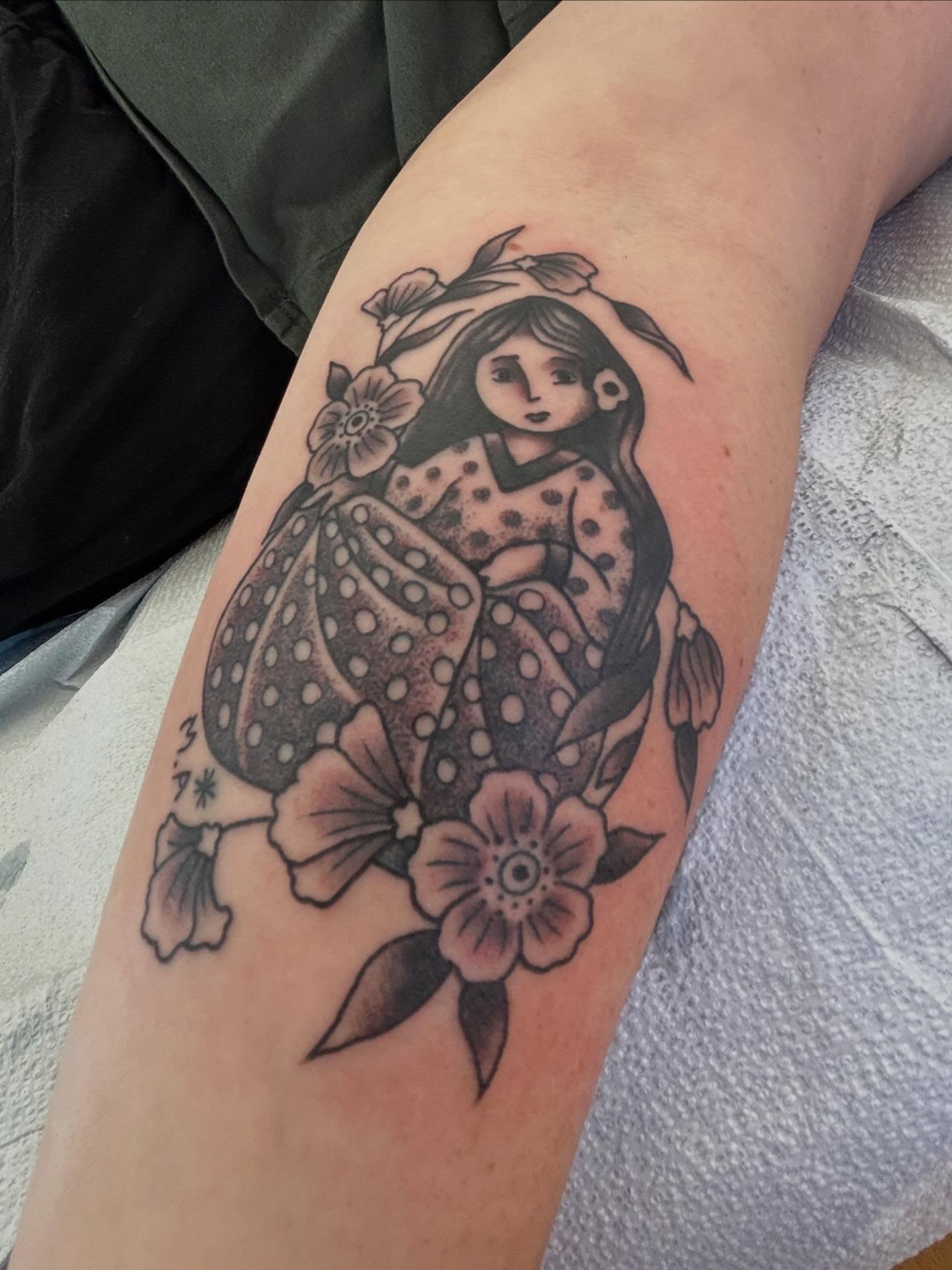 Geisha dotwork tattoo on the forearm by Matthew Crimson