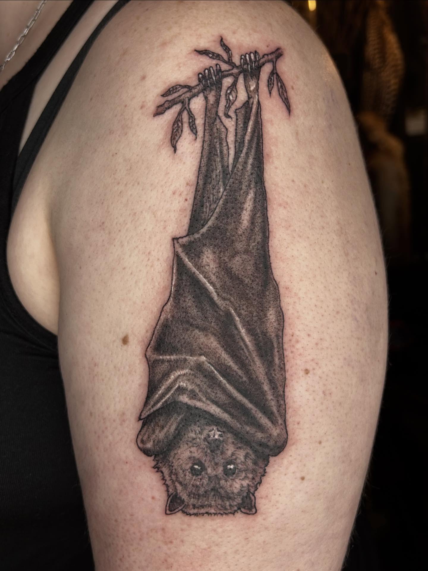 Bat hanging upside down realism tattoo on the shoulder by ๐๐๐๐๐๐ ๐๐๐๐๐๐ ๐๐๐๐๐๐