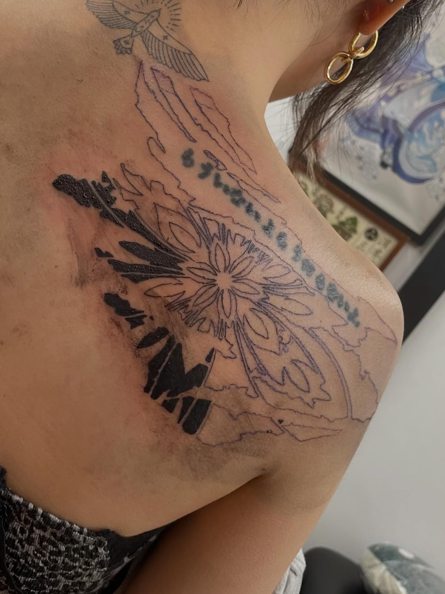 Tattoo by @mung_tattoo — black_and_grey
