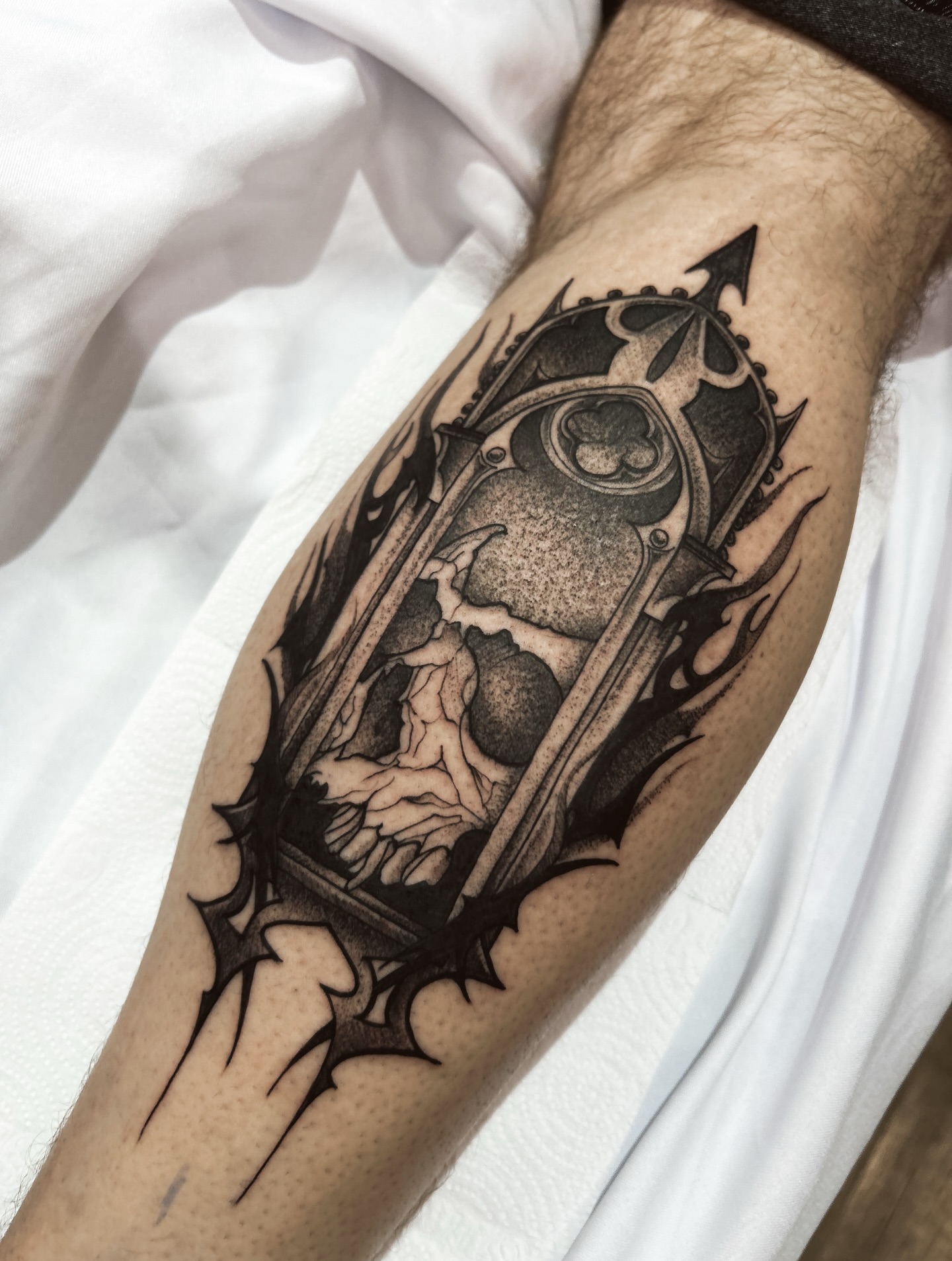 Tattoo by @tatuadoratallissa — black_and_grey