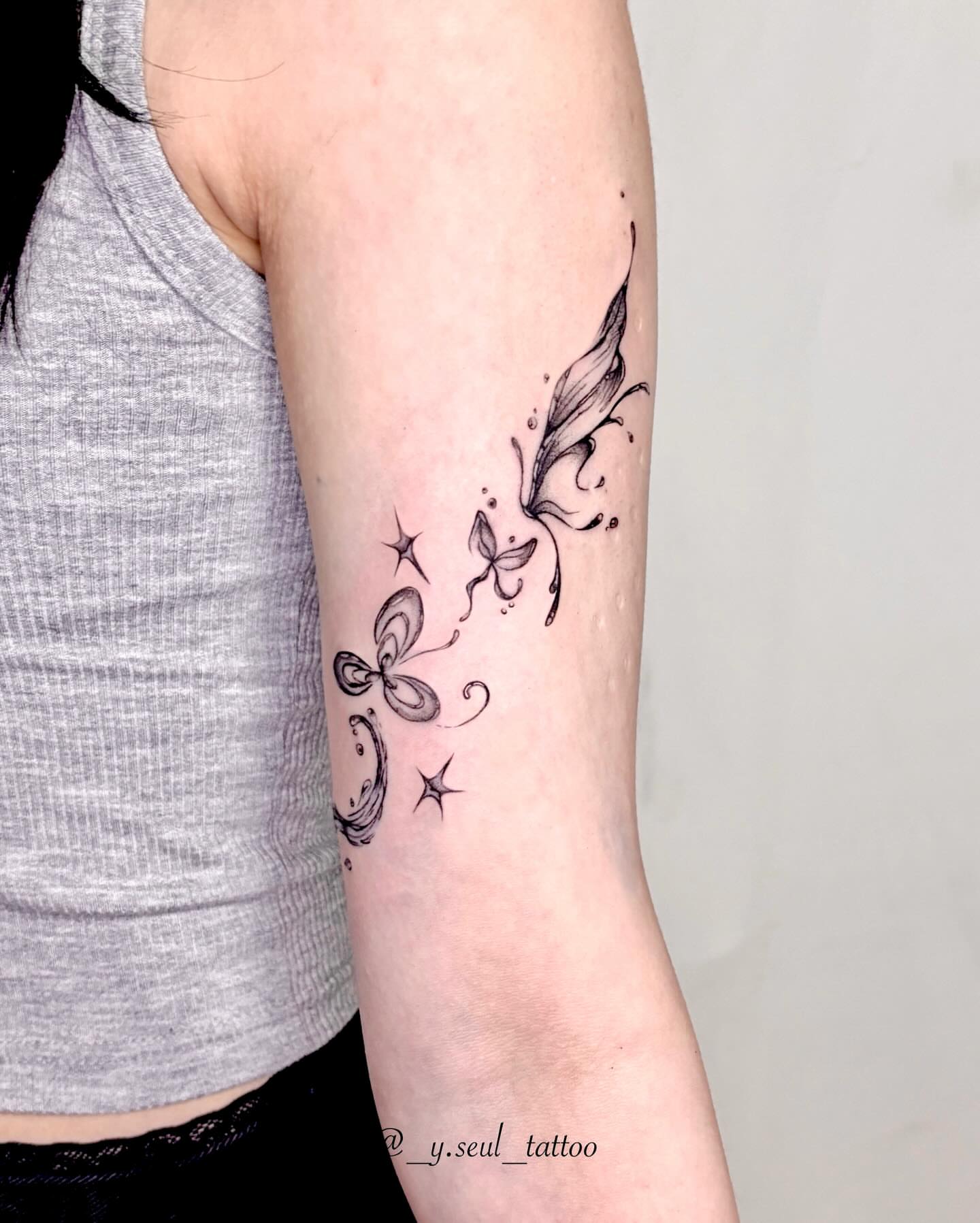 Tattoo by @_y.seul_tattoo — dotwork, black_and_grey