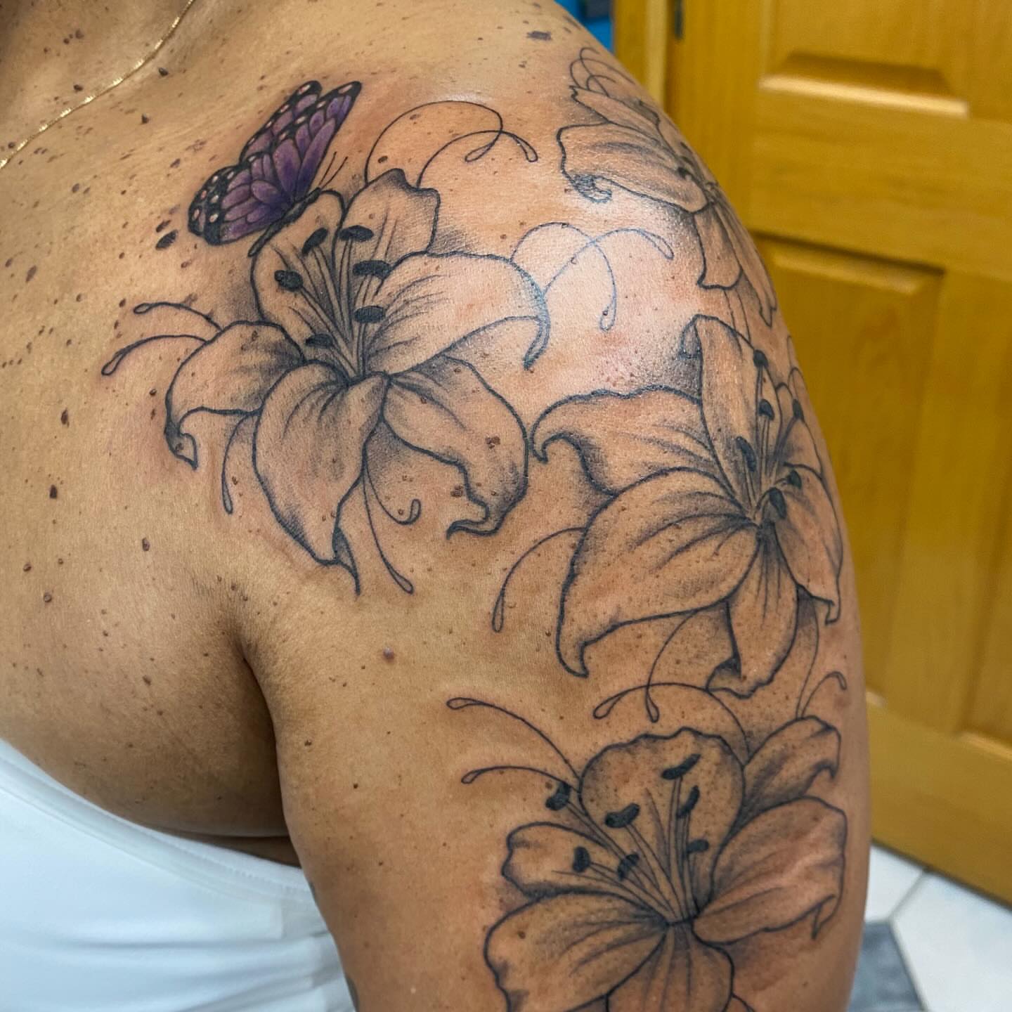 Tattoo by @sc0ttstattoos — black_and_grey