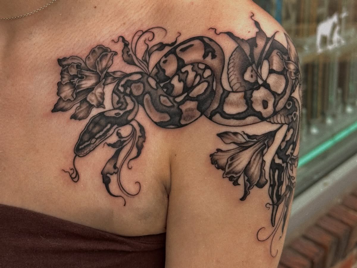 Tattoo by @bogwitchtattoos โ black_and_grey, realism
