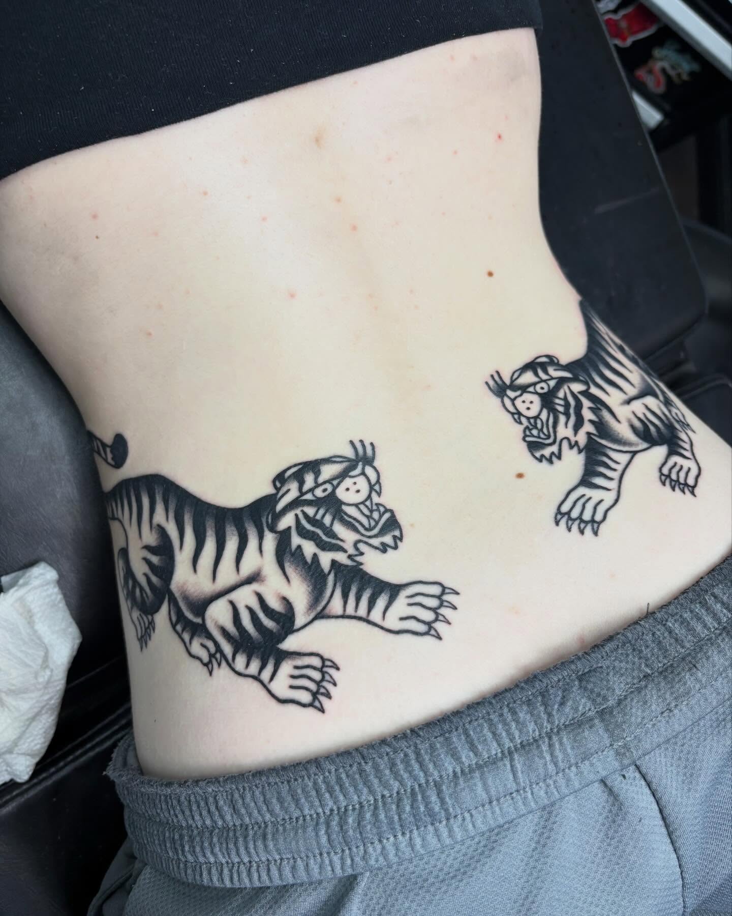 Tigers black and grey tattoo on the ribs by ✨Shelby ✨