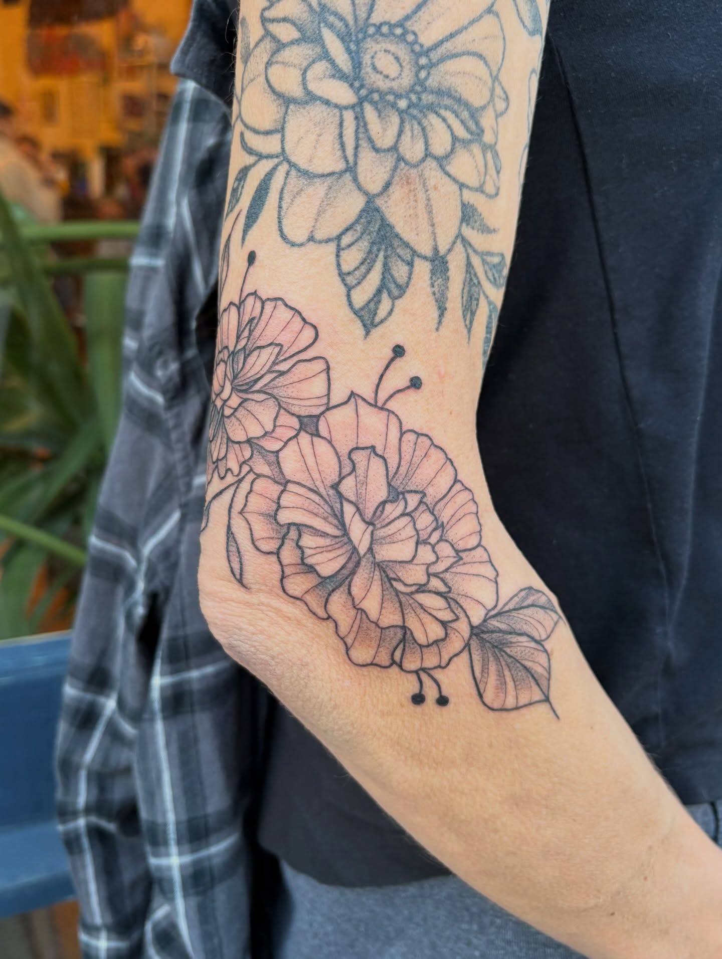 Floral black and grey tattoo on the forearm by Jen Osborne ♡ Cincinnati Tattoo Artist